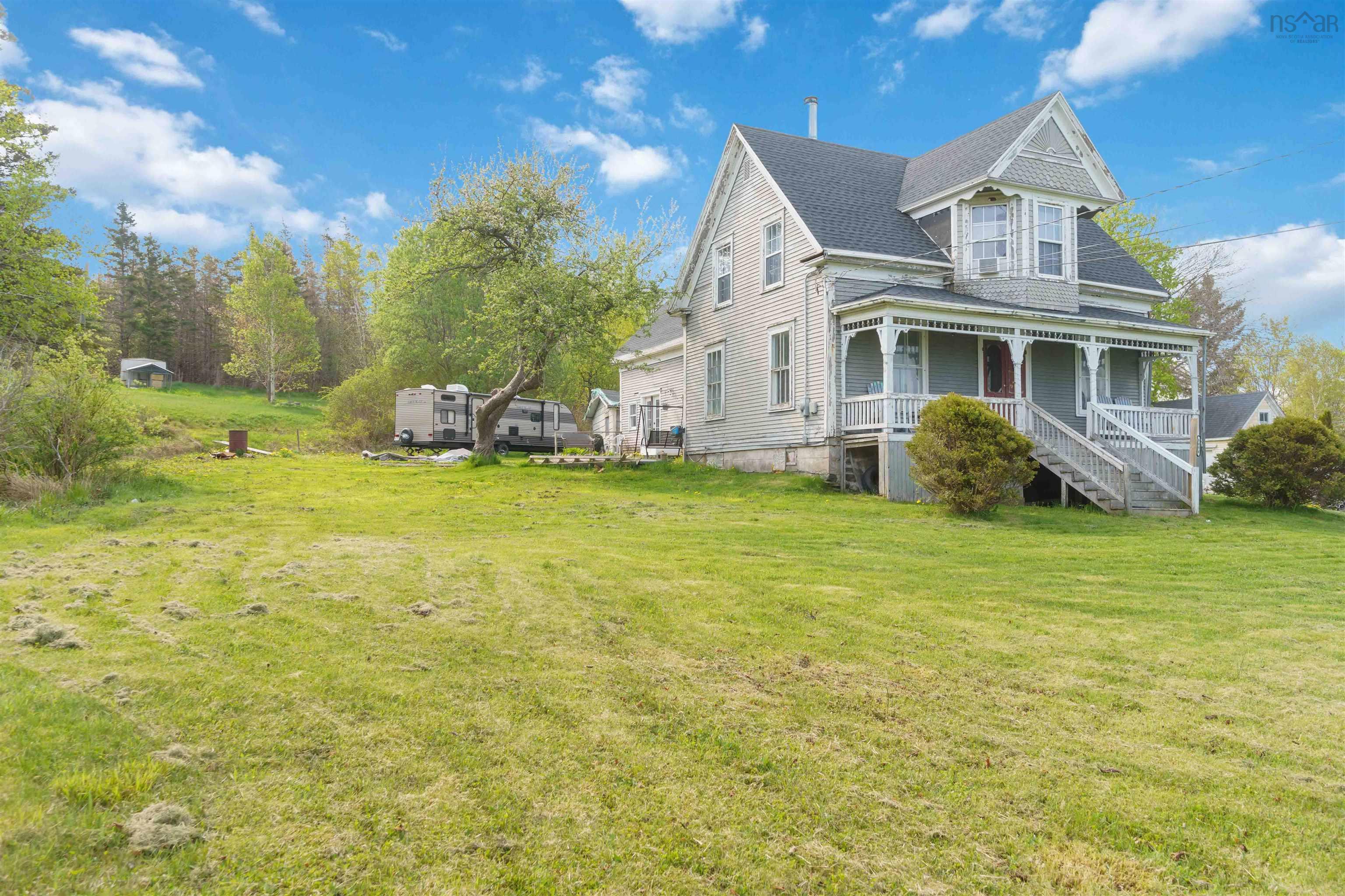 $230,000.00: 8094 Highway 101, Barton