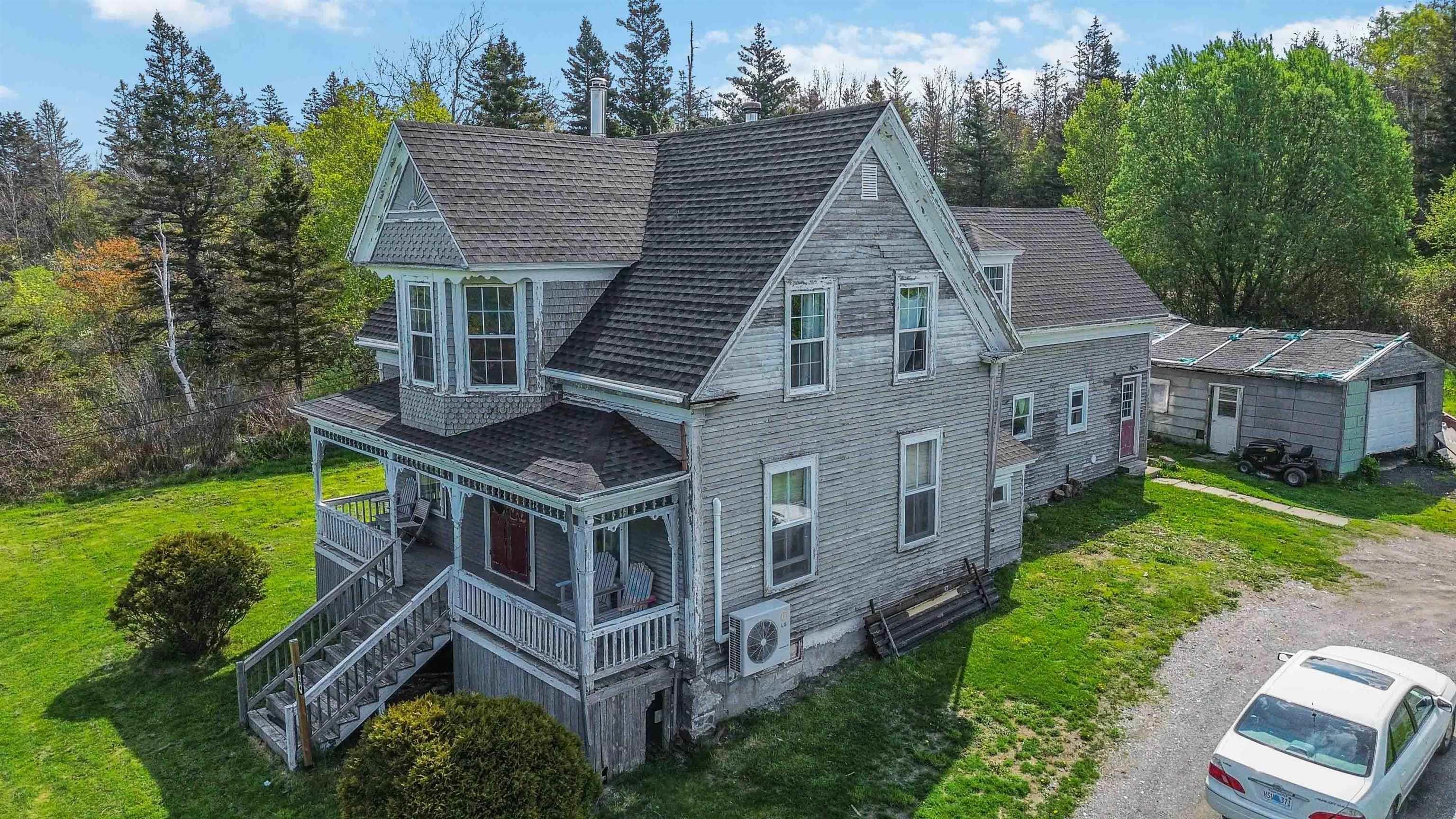 $230,000.00: 8094 Highway 101, Barton
