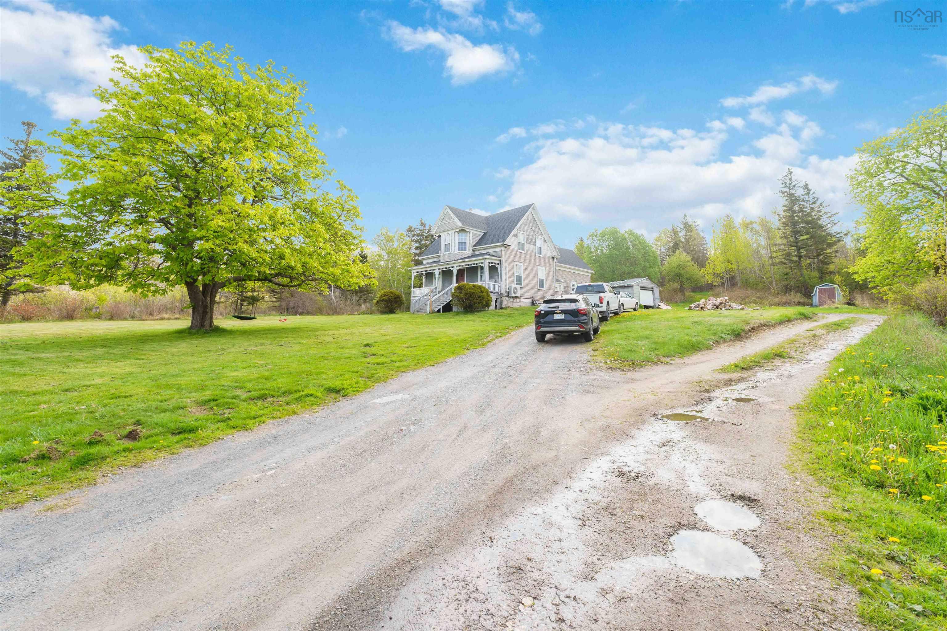 $230,000.00: 8094 Highway 101, Barton