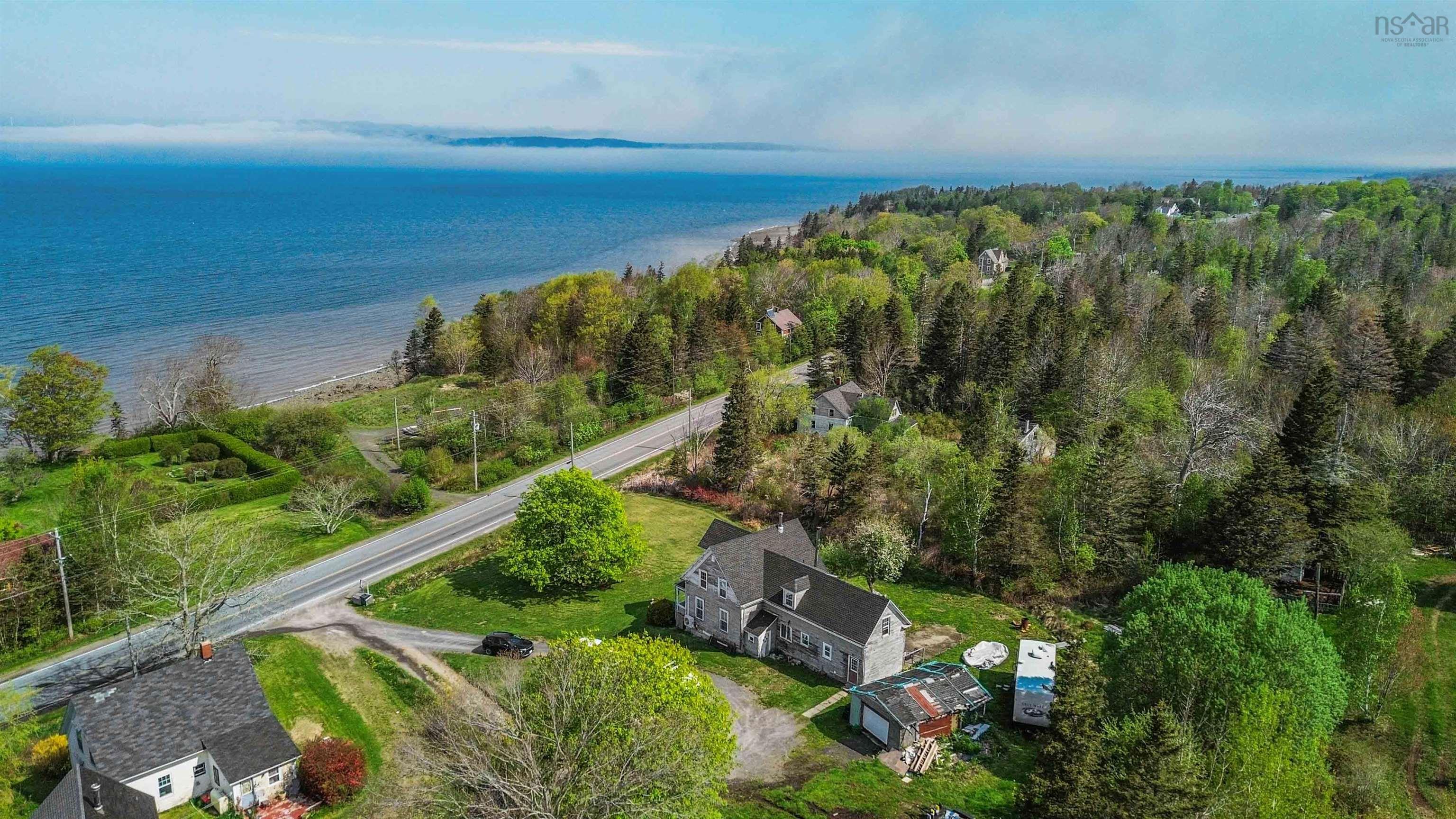 $230,000.00: 8094 Highway 101, Barton