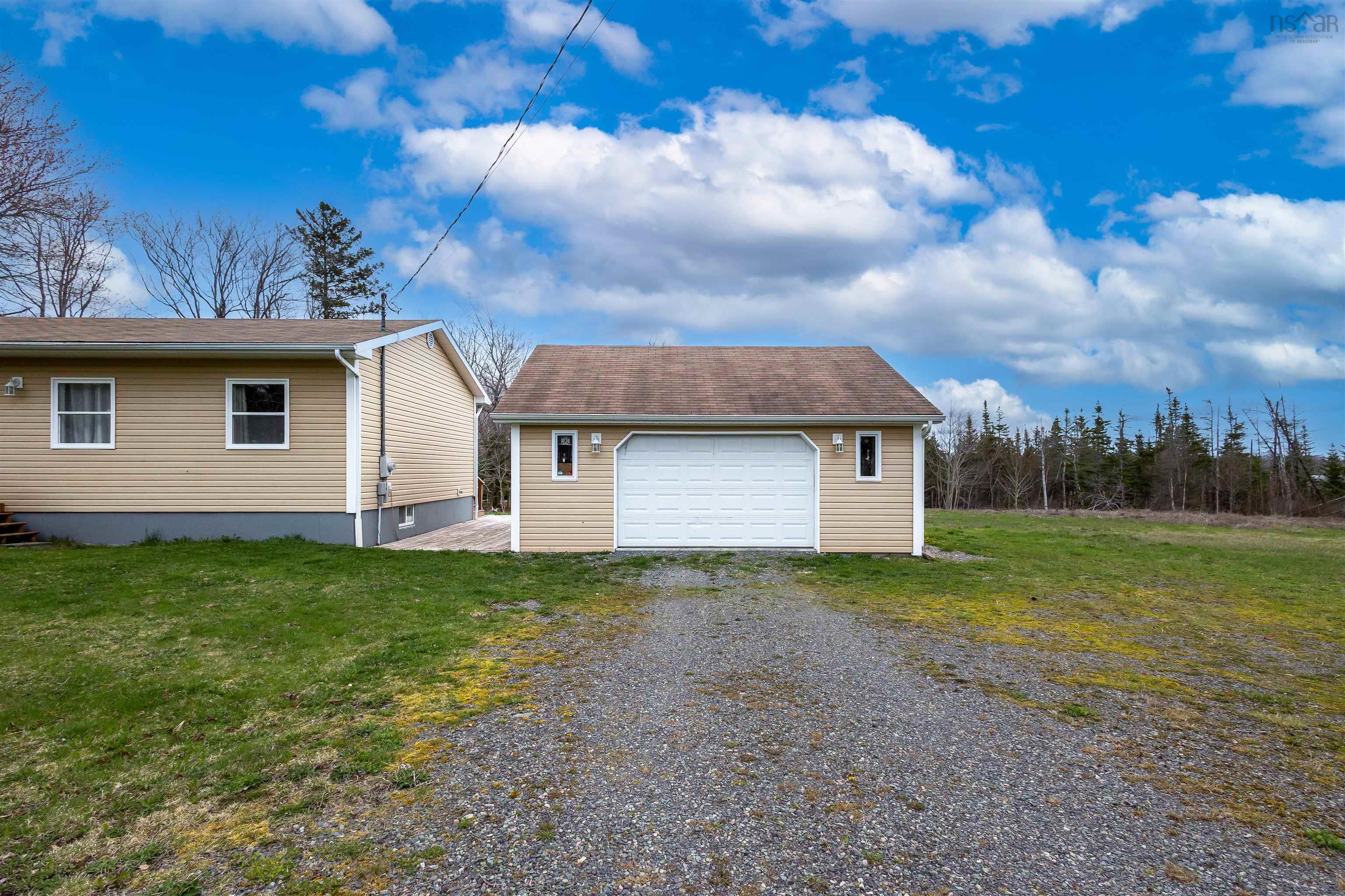$319,000.00: 23 Landry Crescent, Mira Road