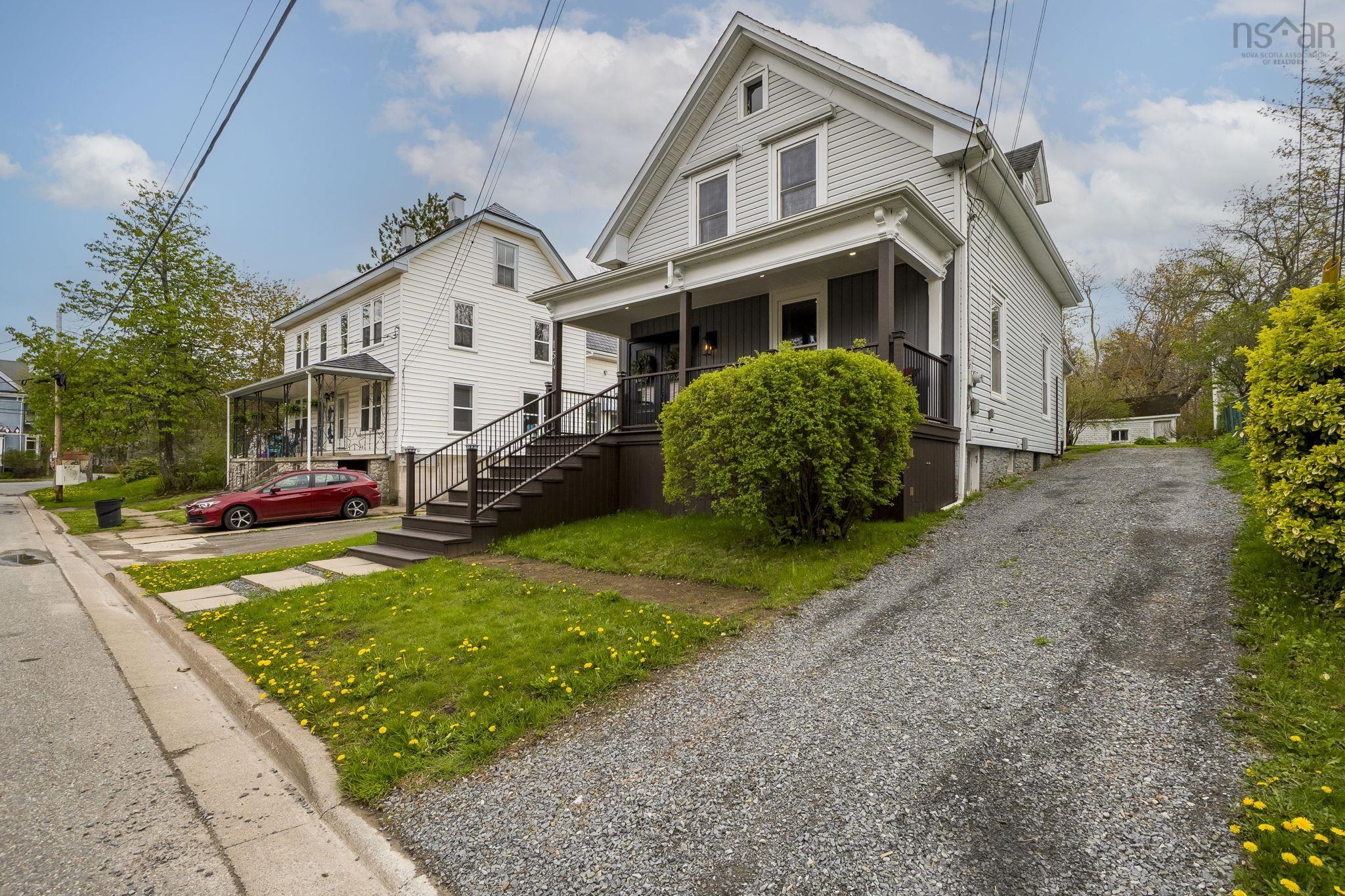$499,900.00: 154 Chestnut Street, Windsor