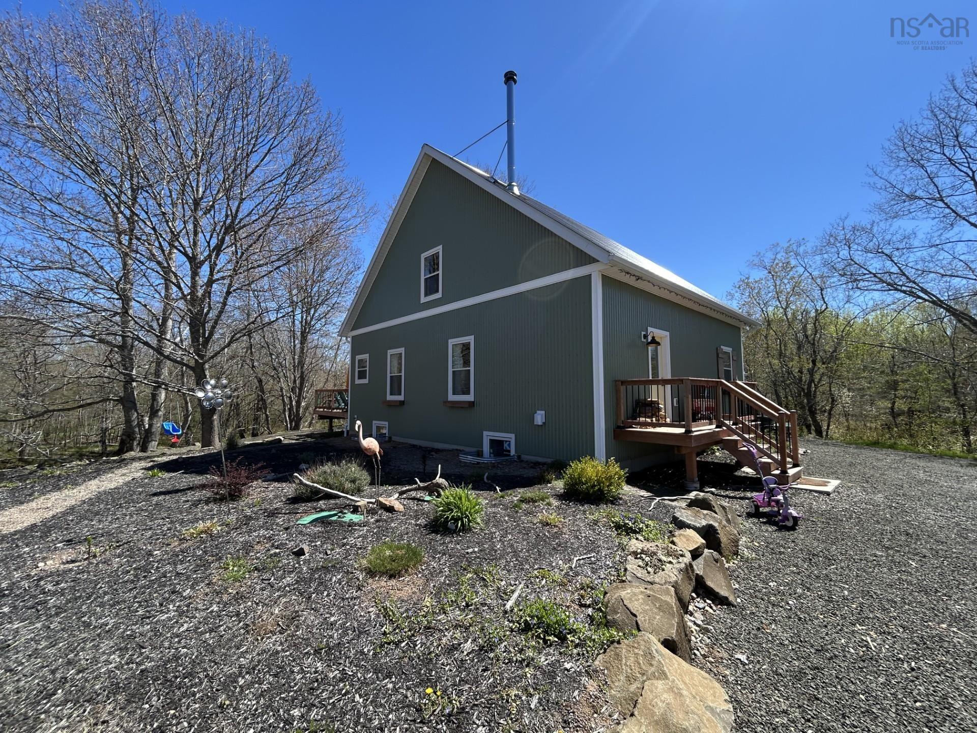$547,500.00: 12572 1 Highway, Brickton
