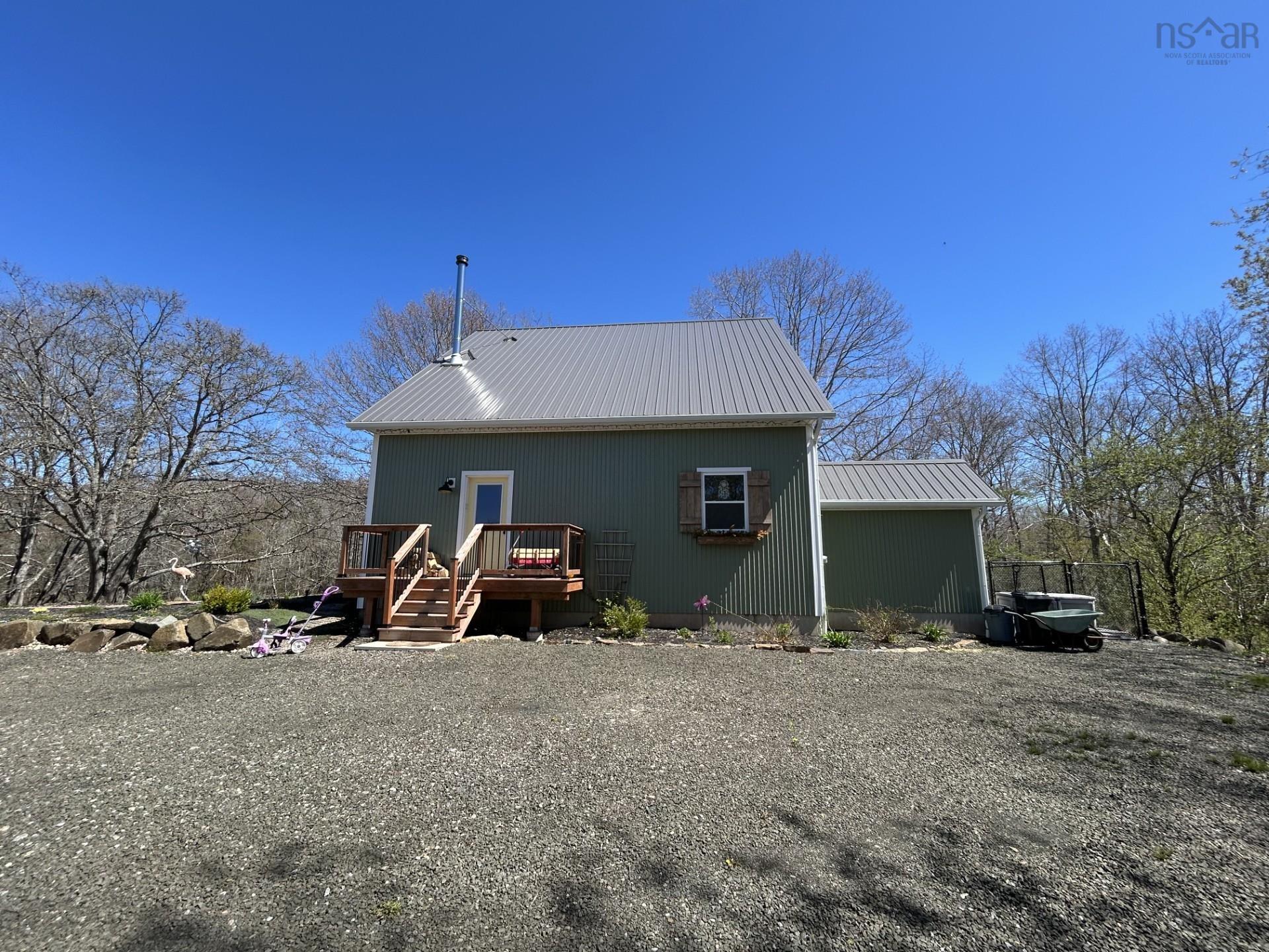 $547,500.00: 12572 1 Highway, Brickton