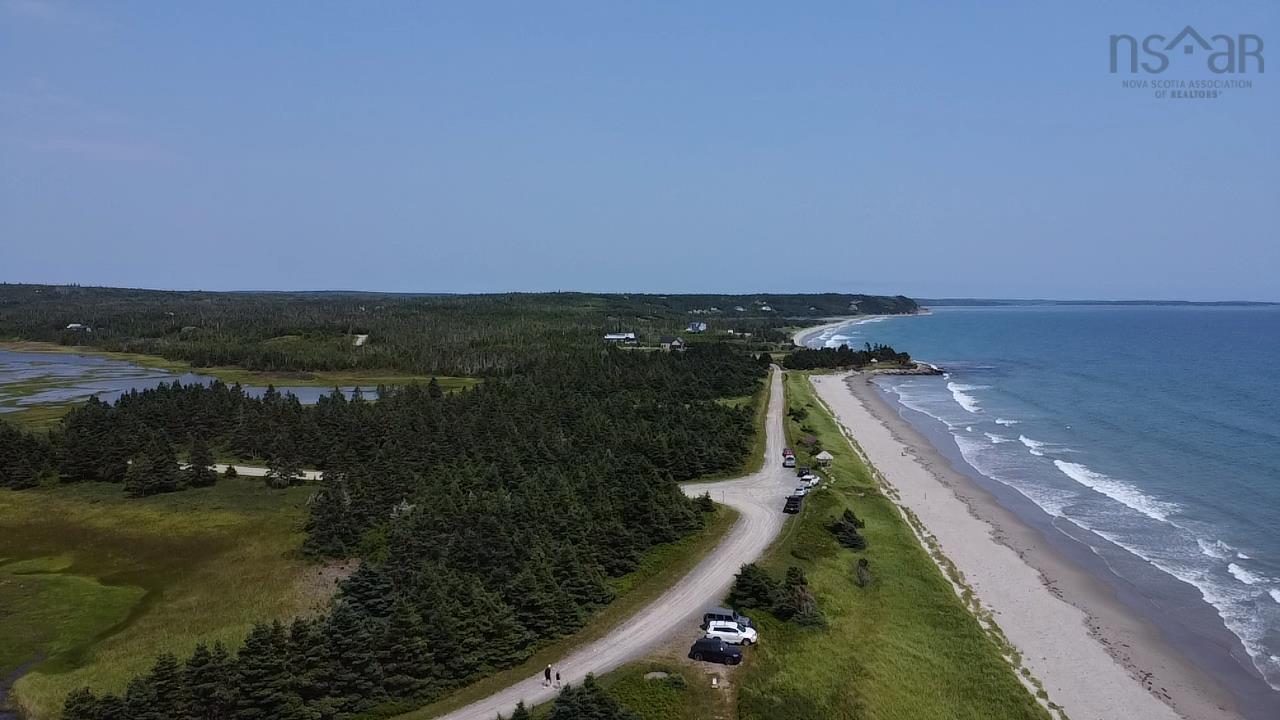 $189,900.00: 31 Kaakwogook Way, Clam Bay