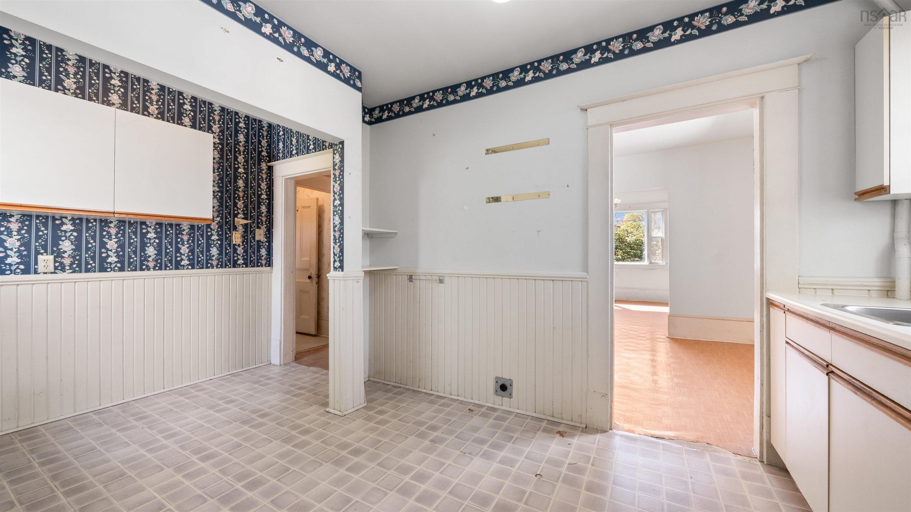 $499,900.00: 6949 Chebucto Road, Halifax