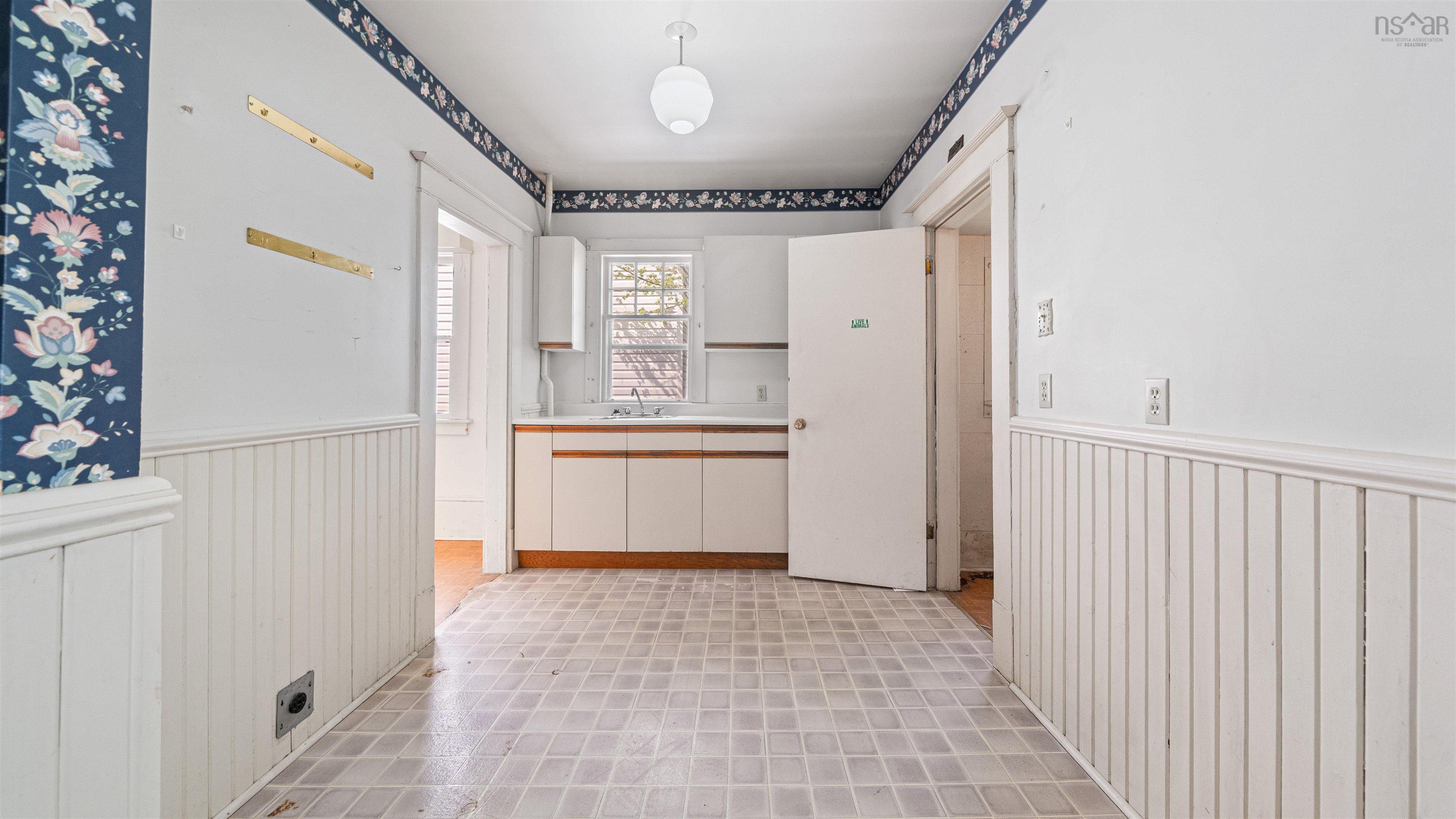 $499,900.00: 6949 Chebucto Road, Halifax