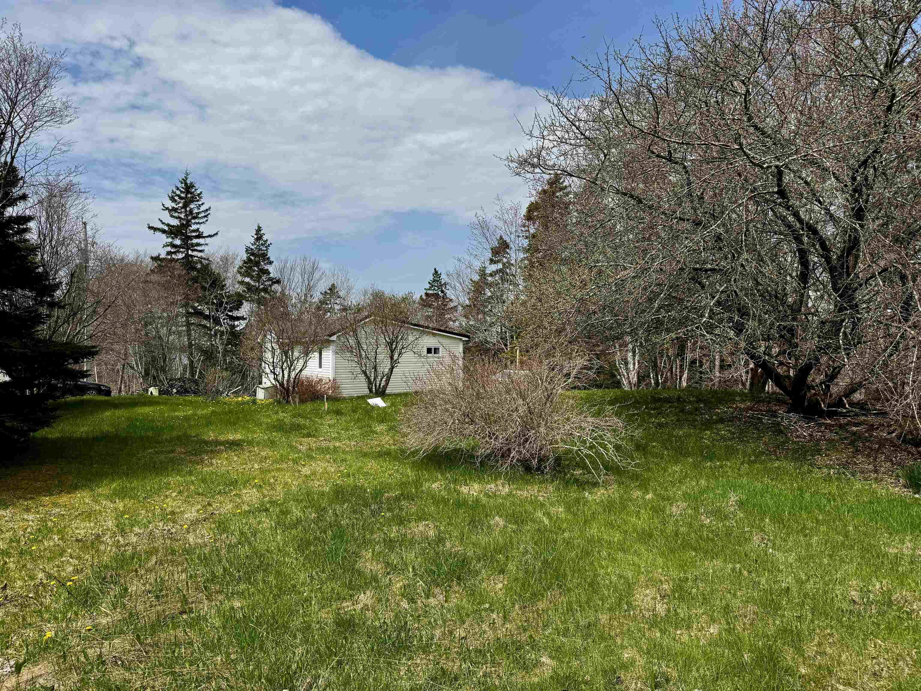 $125,000.00: 499 Corbetts Cove Rd., Corbetts Cove
