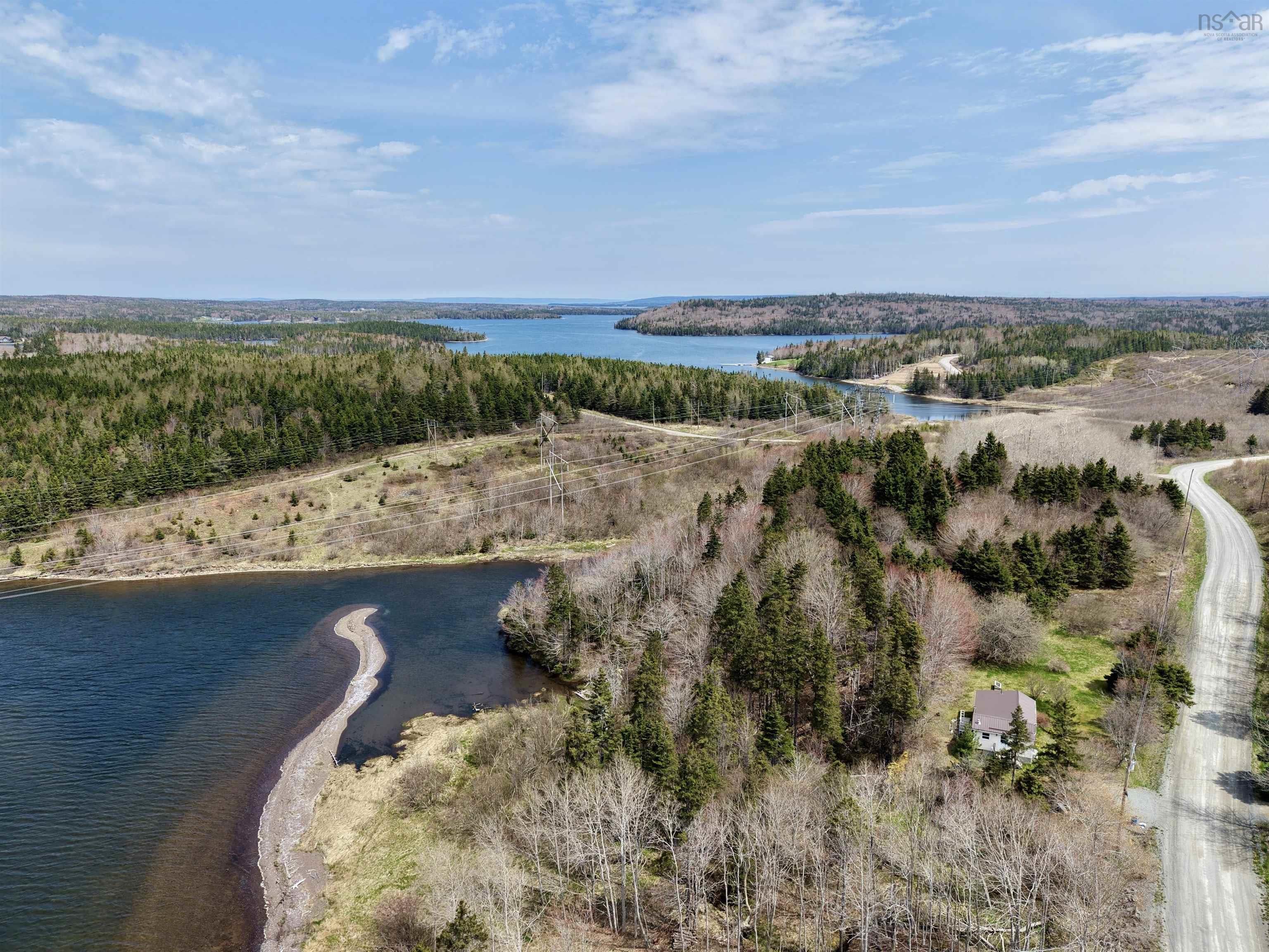 $125,000.00: 499 Corbetts Cove Rd., Corbetts Cove