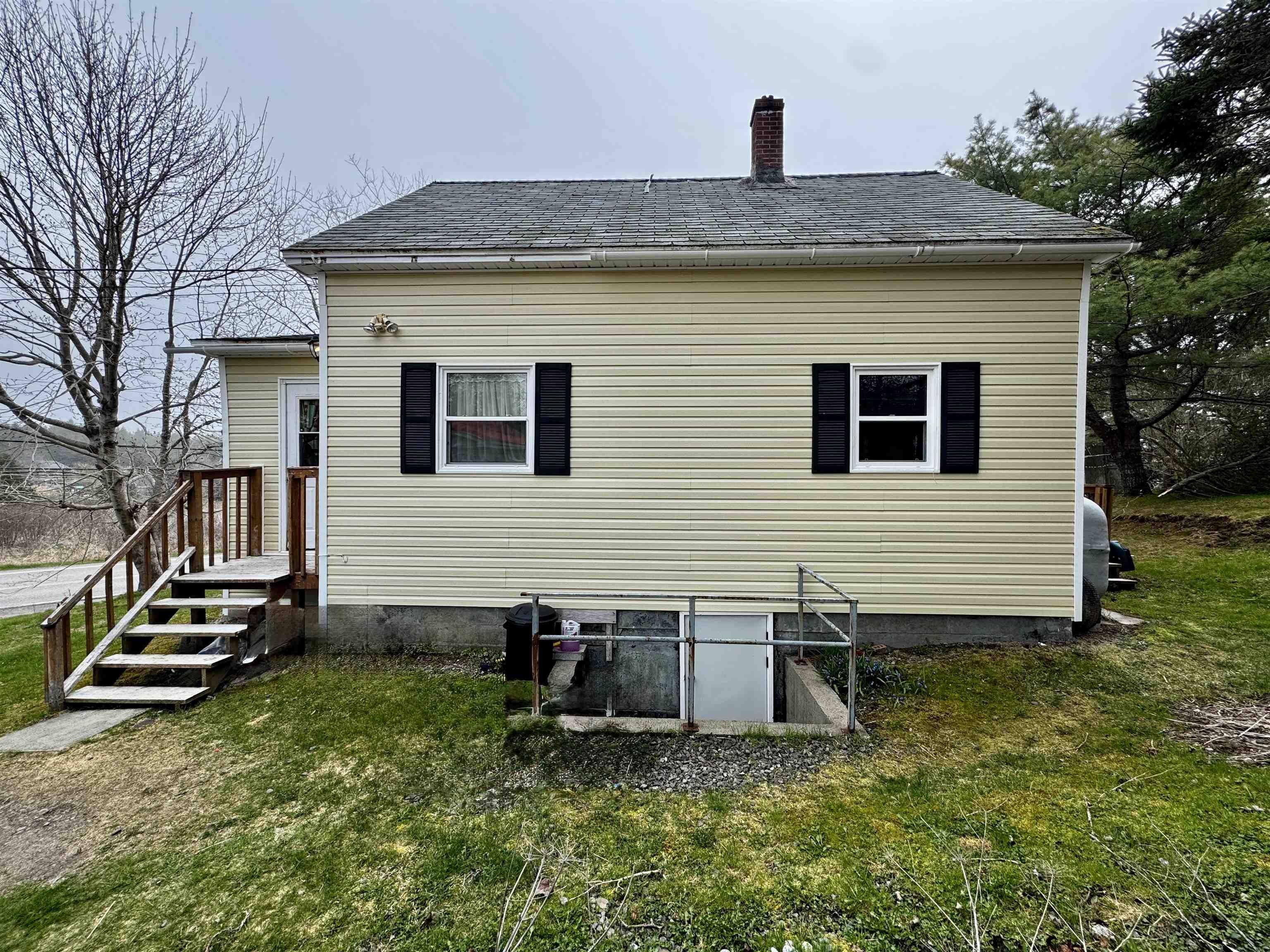 $129,000.00: 1992 Highway 247, L