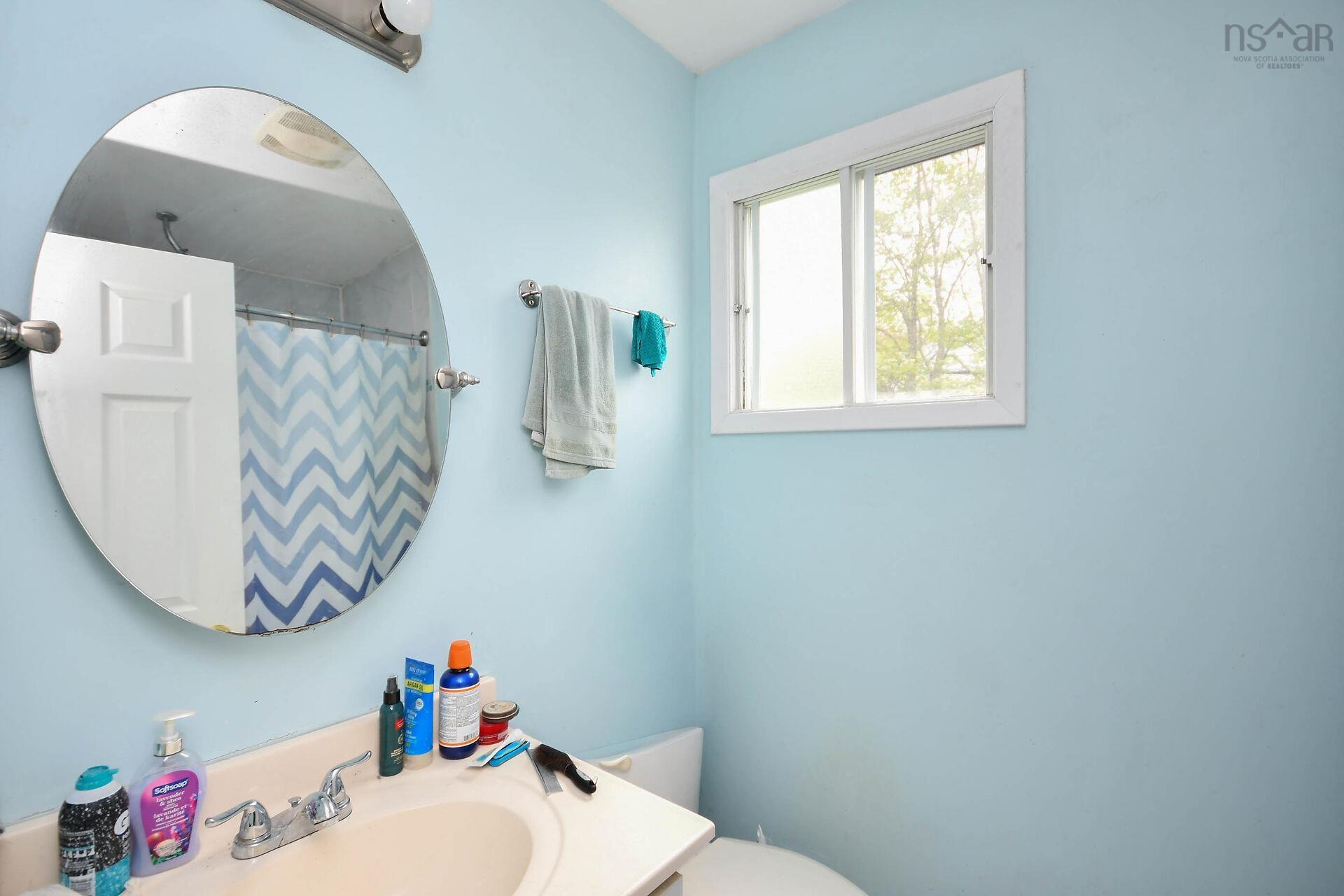 37 Armbro Lane, Cole Harbour, NS (MLS 202611644)