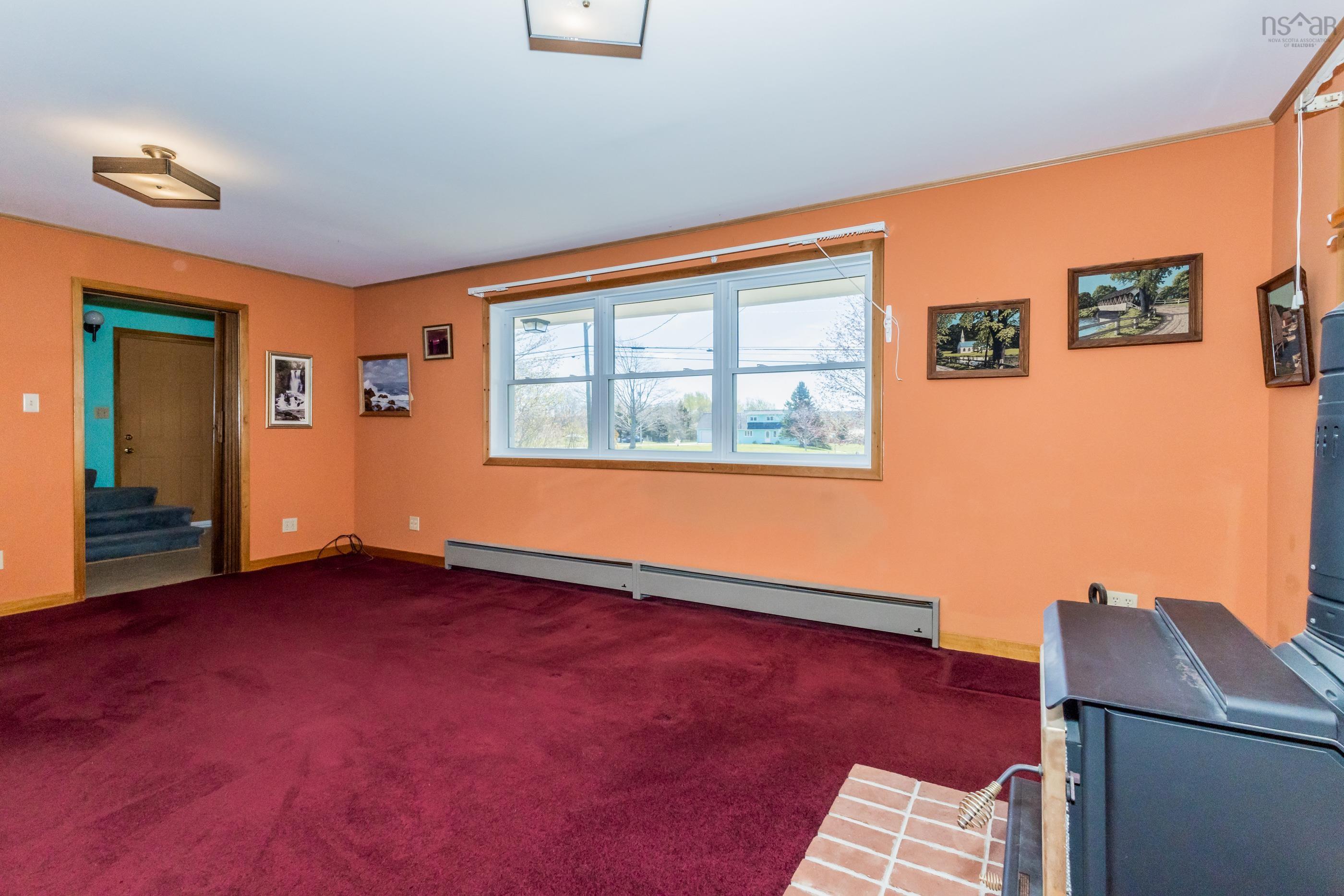 $349,000.00: 5143 Highway 1, Granville Centre