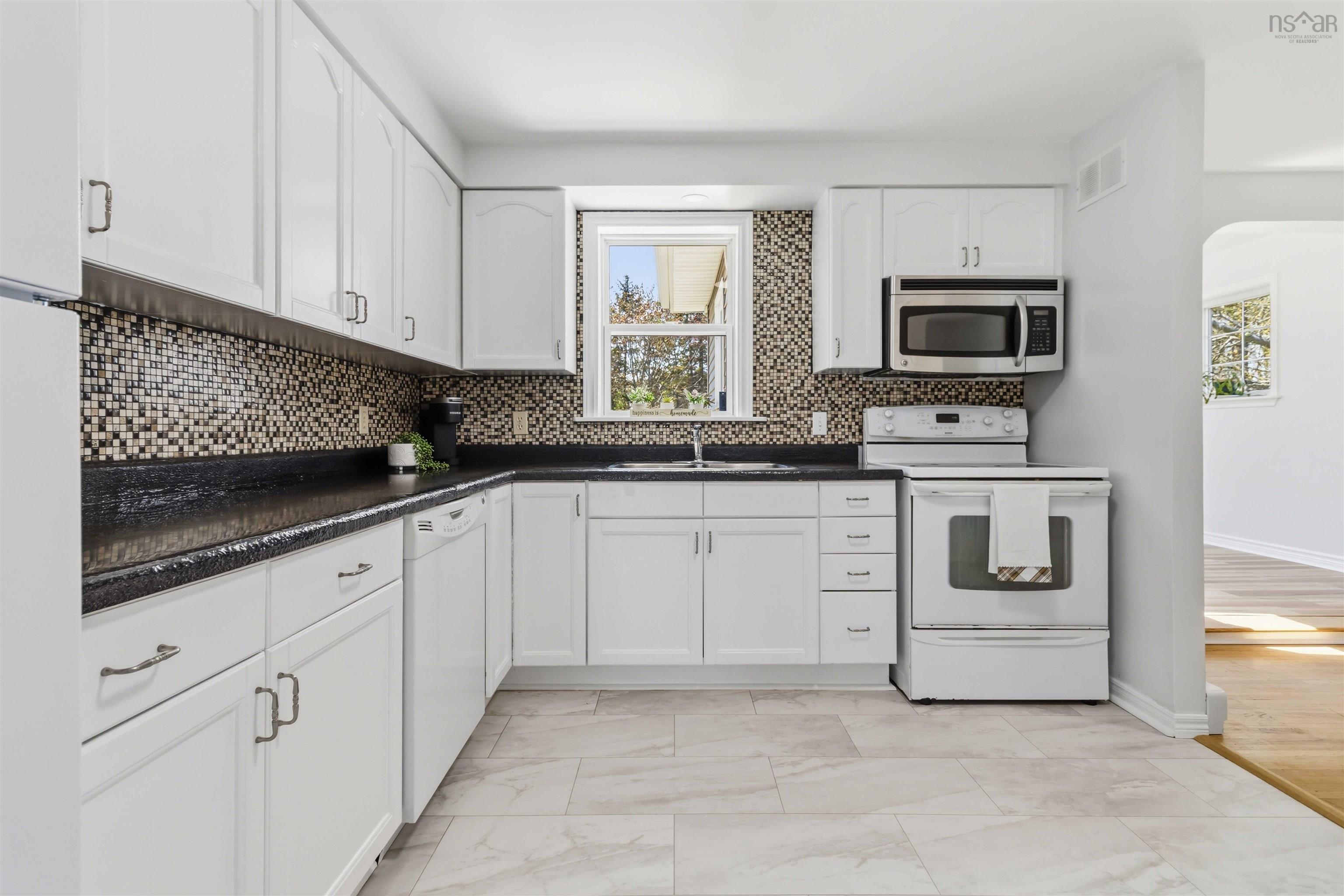 17 Silistria Drive, Cole Harbour, NS (MLS 202611647)