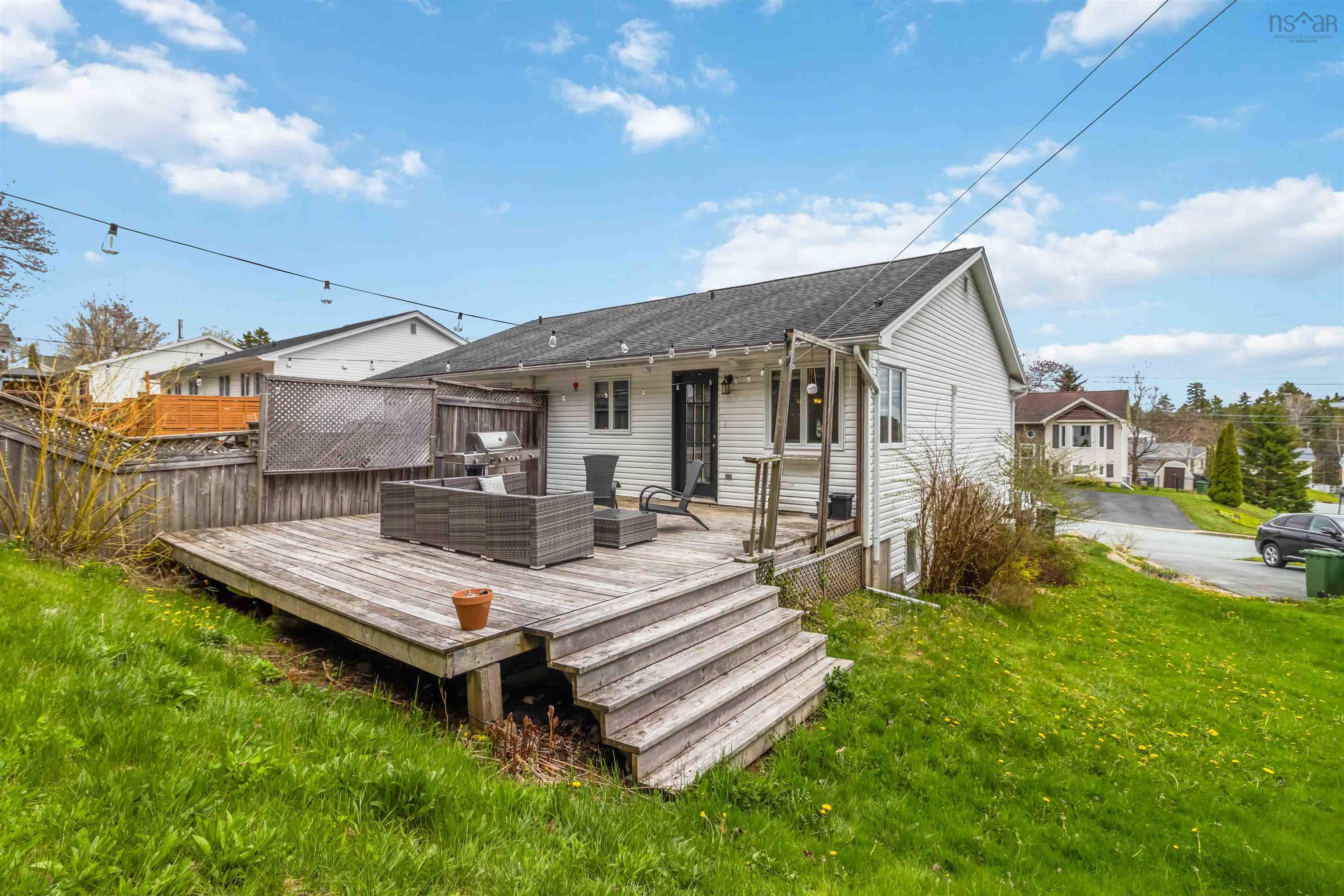 $414,900.00: 22 Hewer Crescent, Middle Sackville