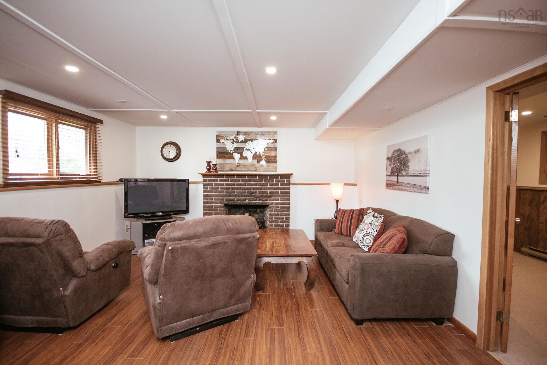 $500,000.00: 79 Lucien Drive, Dartmouth