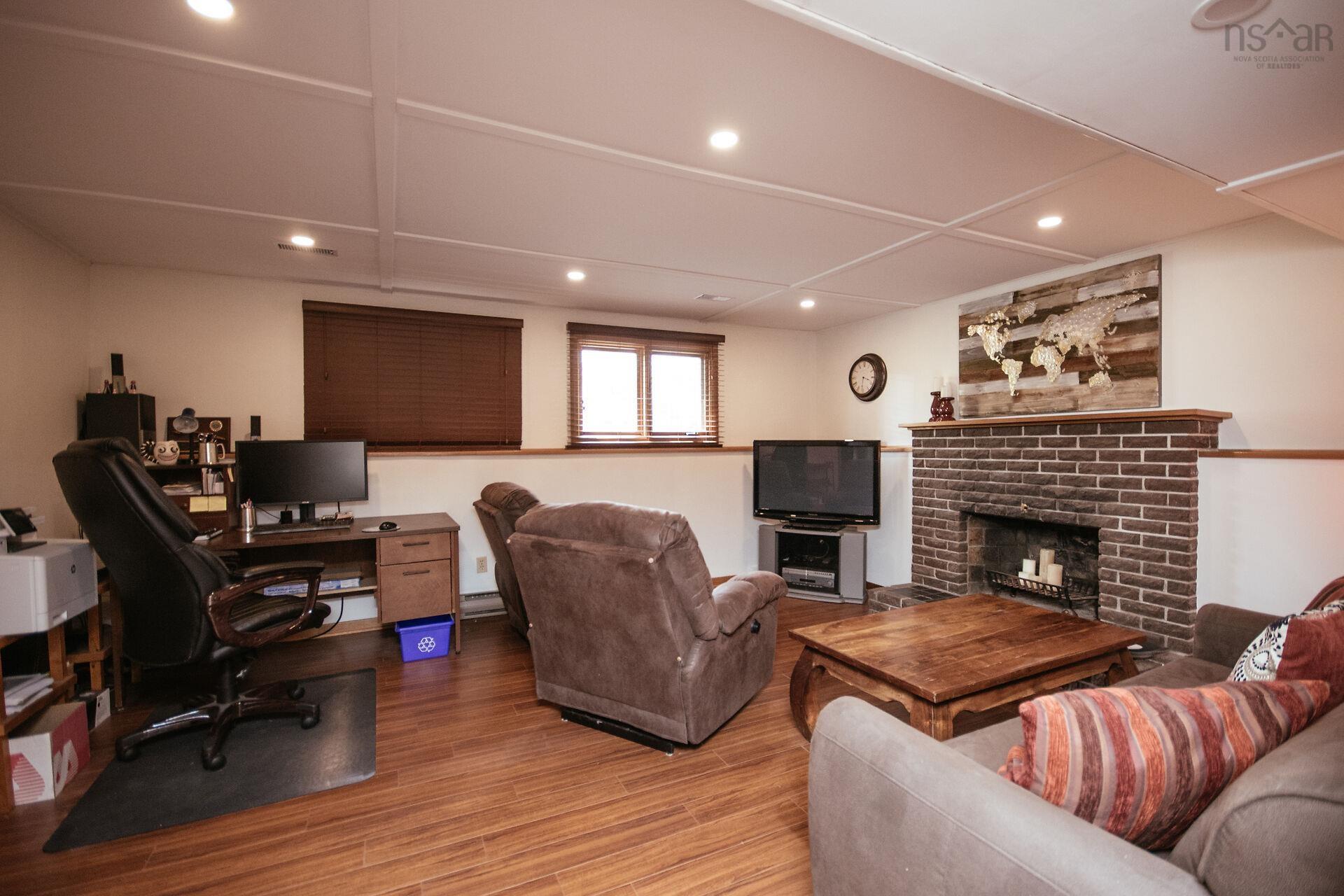 $500,000.00: 79 Lucien Drive, Dartmouth