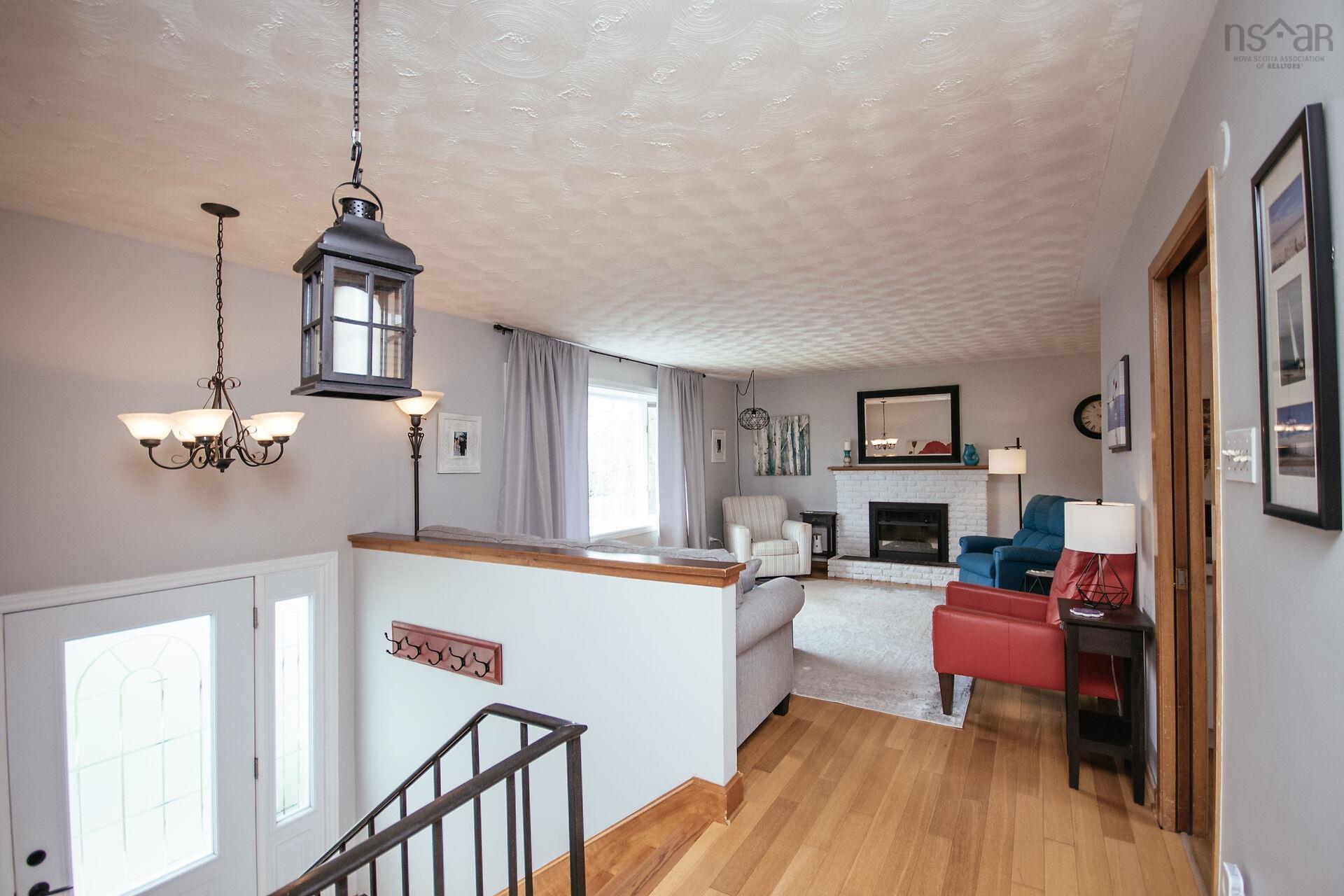 $500,000.00: 79 Lucien Drive, Dartmouth