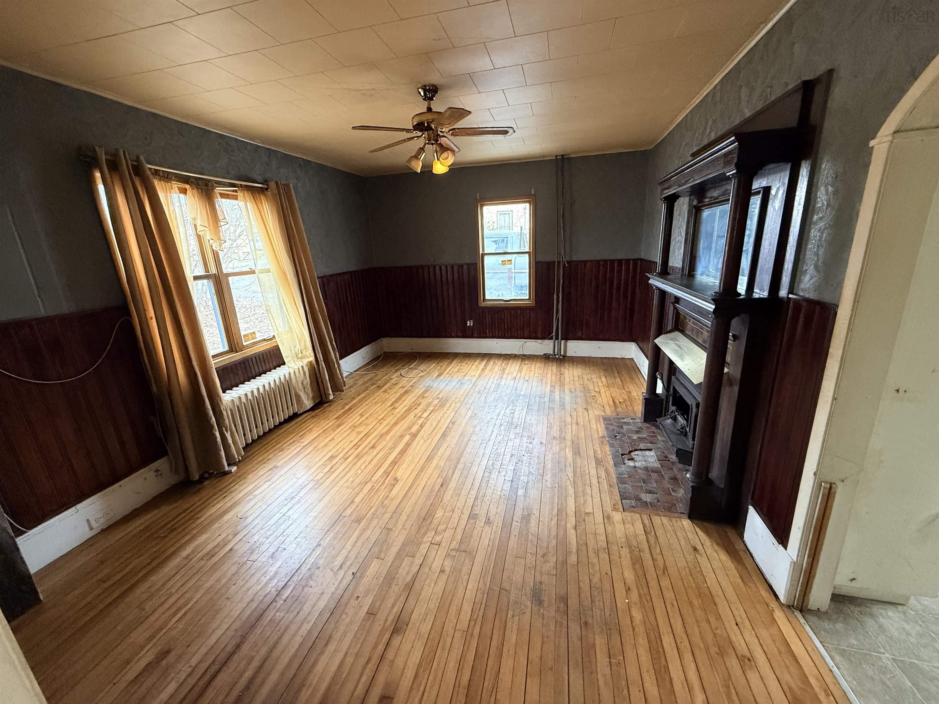 $99,000.00: 25 Queen Street, Sydney Mines