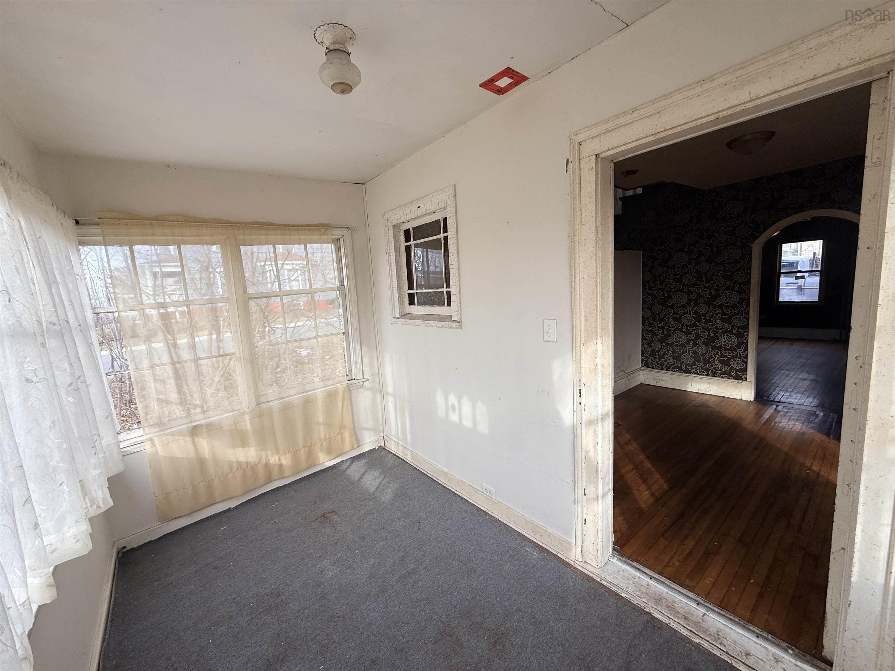$99,000.00: 25 Queen Street, Sydney Mines