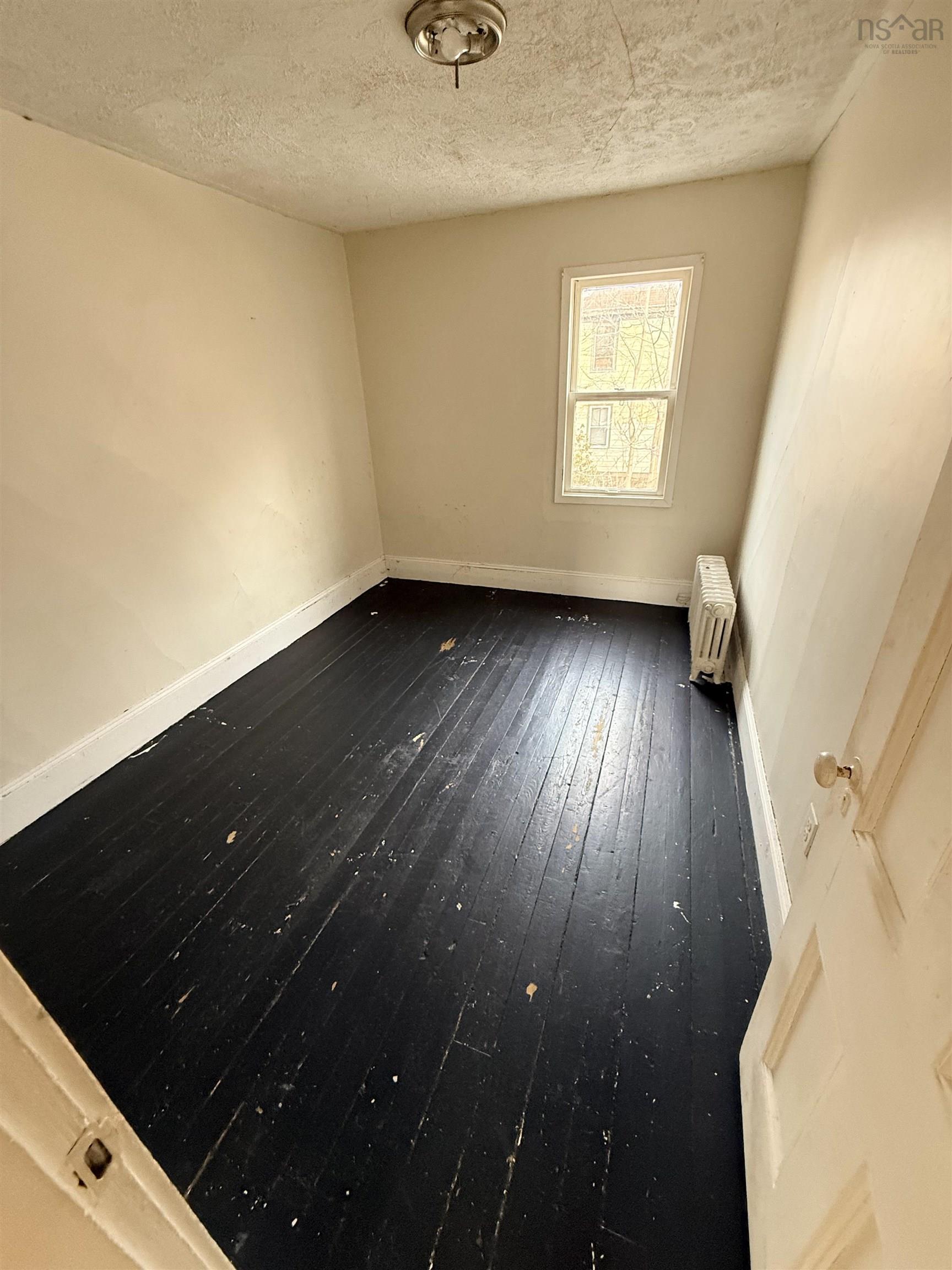 $99,000.00: 25 Queen Street, Sydney Mines