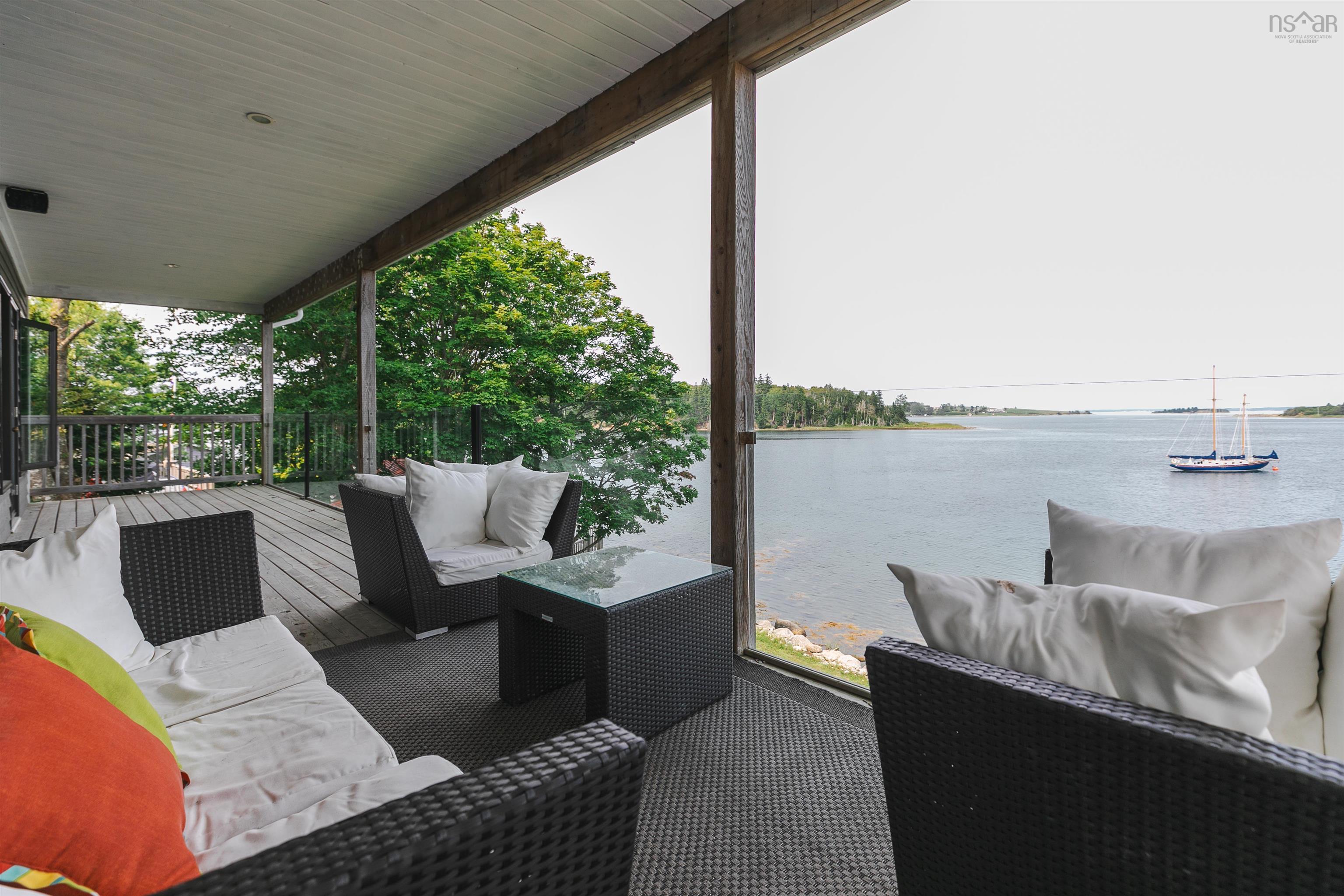 $1,150,000.00: 216 Hebb Point Road, Heckmans Island