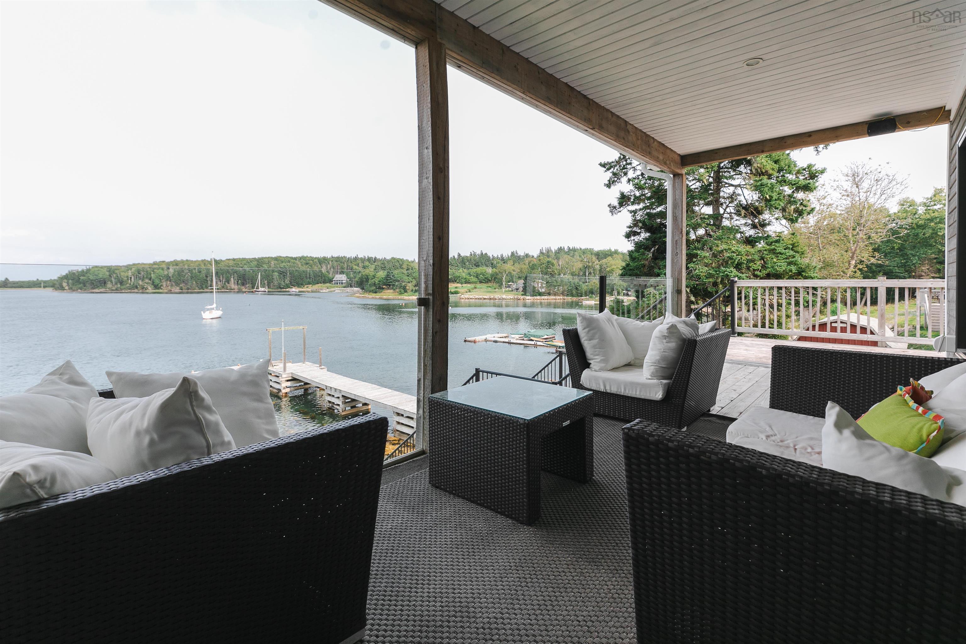$1,150,000.00: 216 Hebb Point Road, Heckmans Island