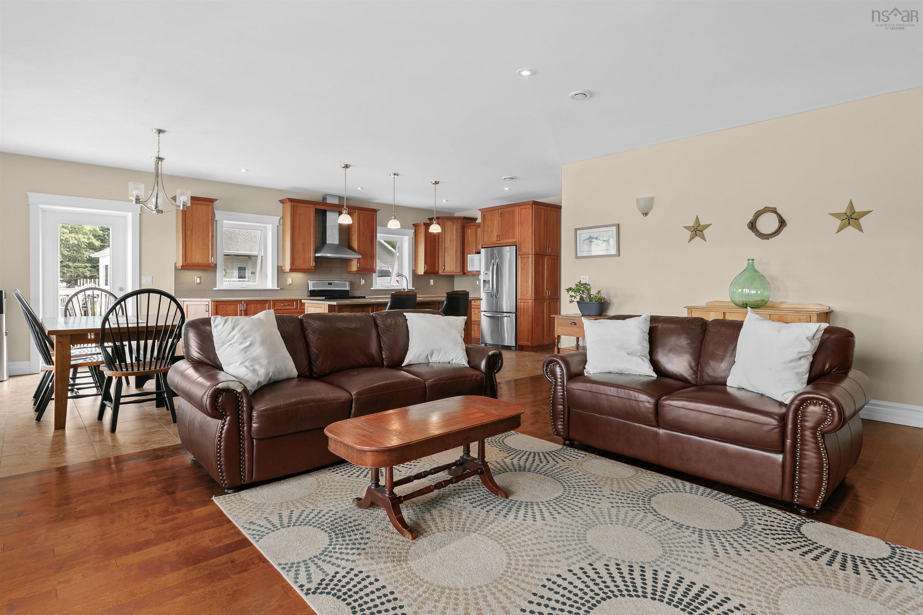 $1,150,000.00: 216 Hebb Point Road, Heckmans Island