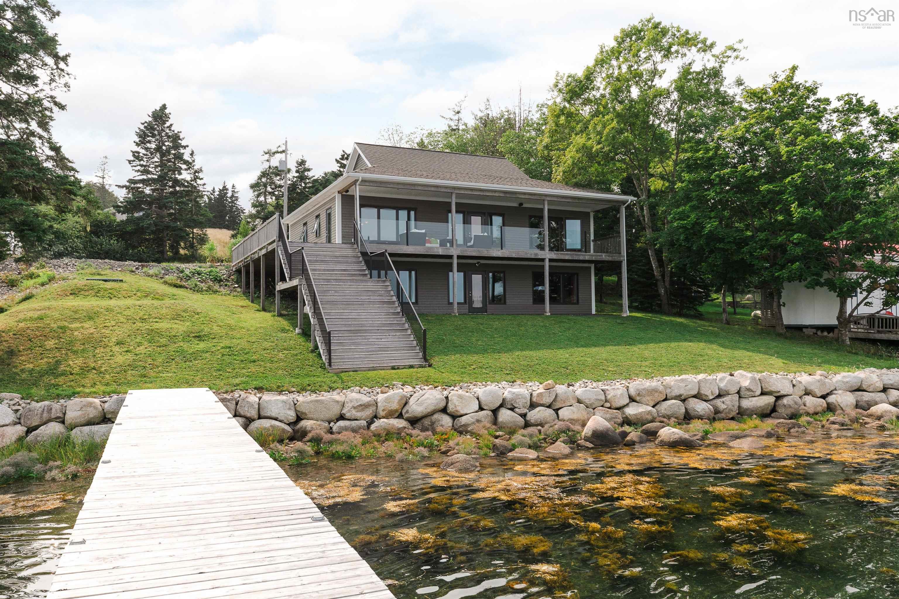 $1,150,000.00: 216 Hebb Point Road, Heckmans Island