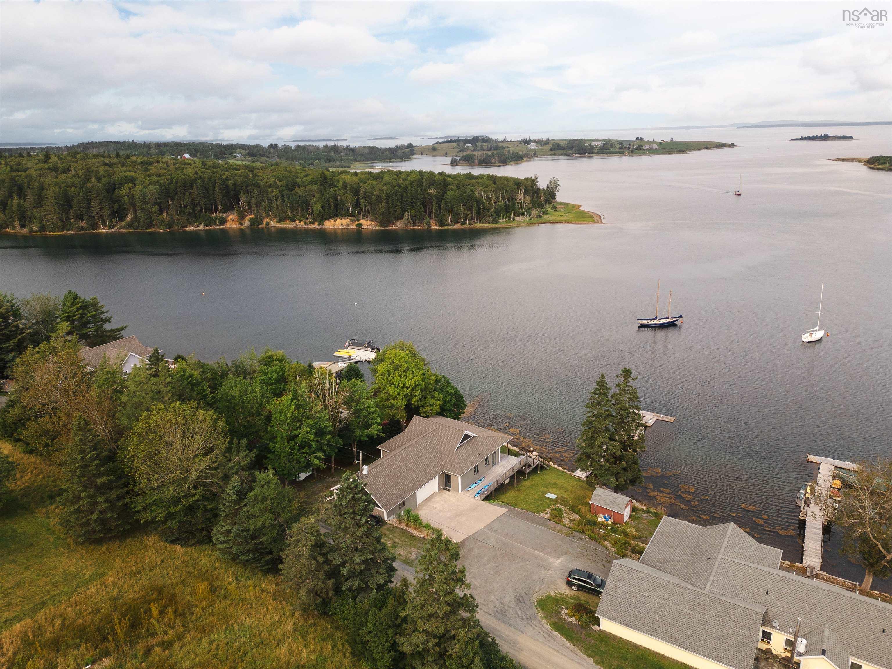 $1,150,000.00: 216 Hebb Point Road, Heckmans Island