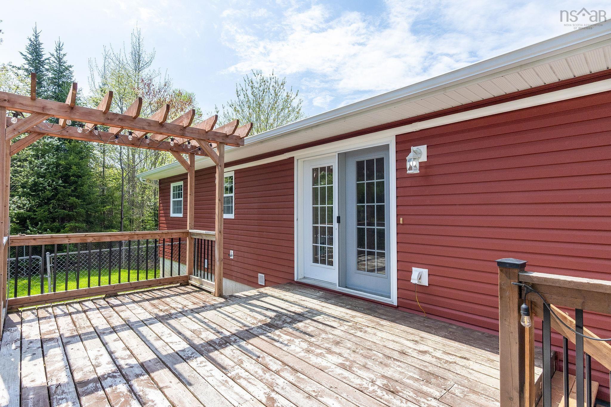 $474,900.00: 5871 Highway 14, Upper Nine Mile River