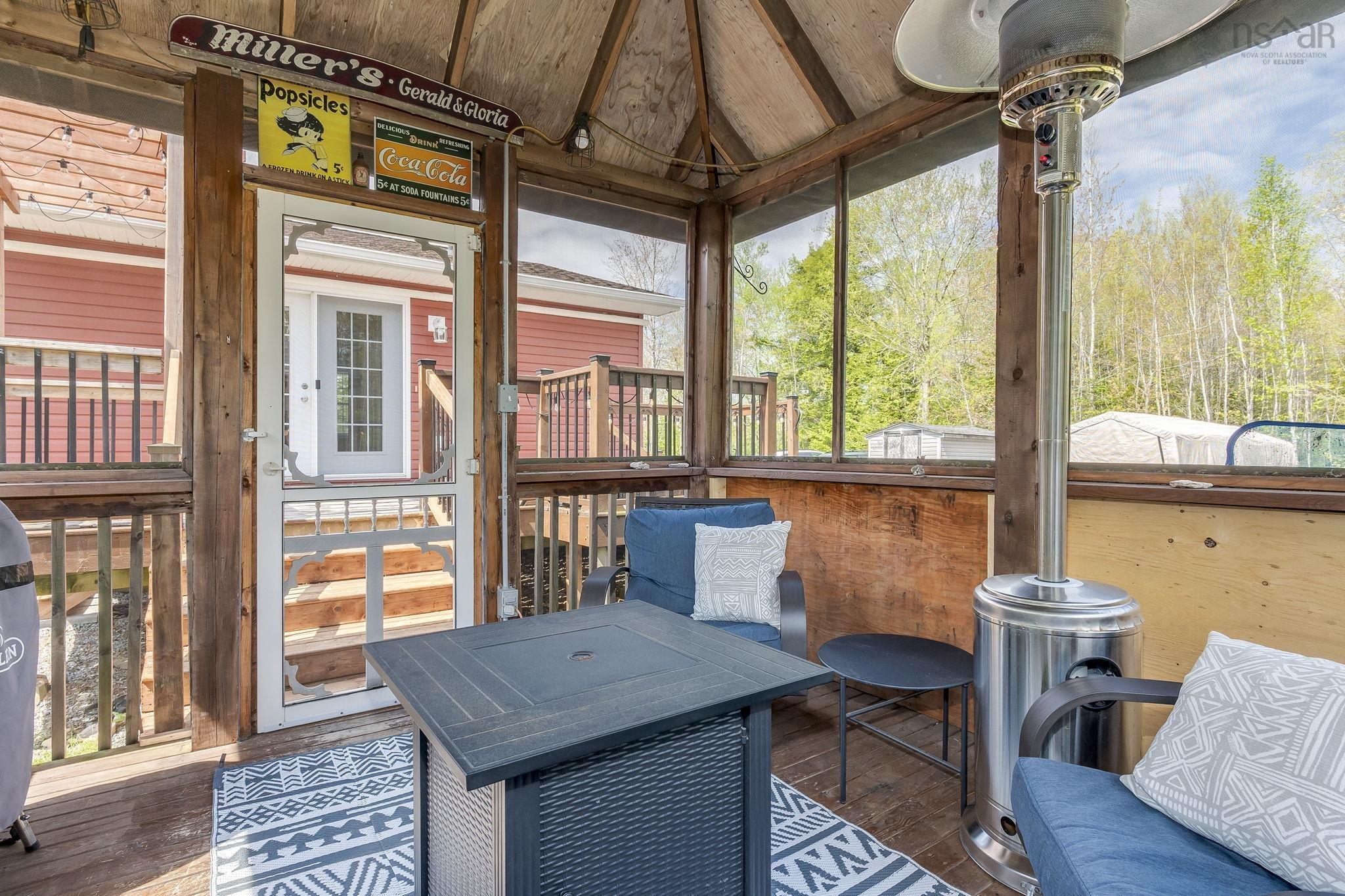 $474,900.00: 5871 Highway 14, Upper Nine Mile River