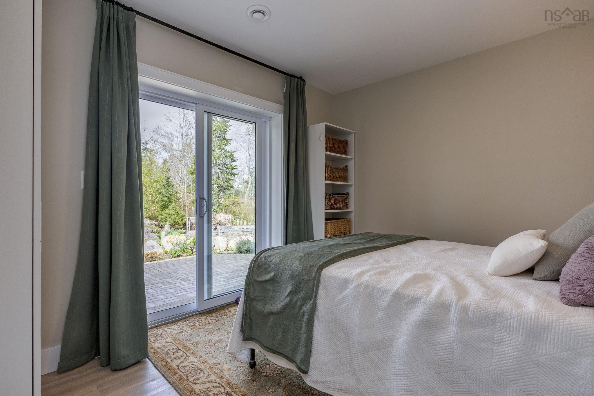 $535,000.00: 8 Alexander Avenue, Waterloo Lake