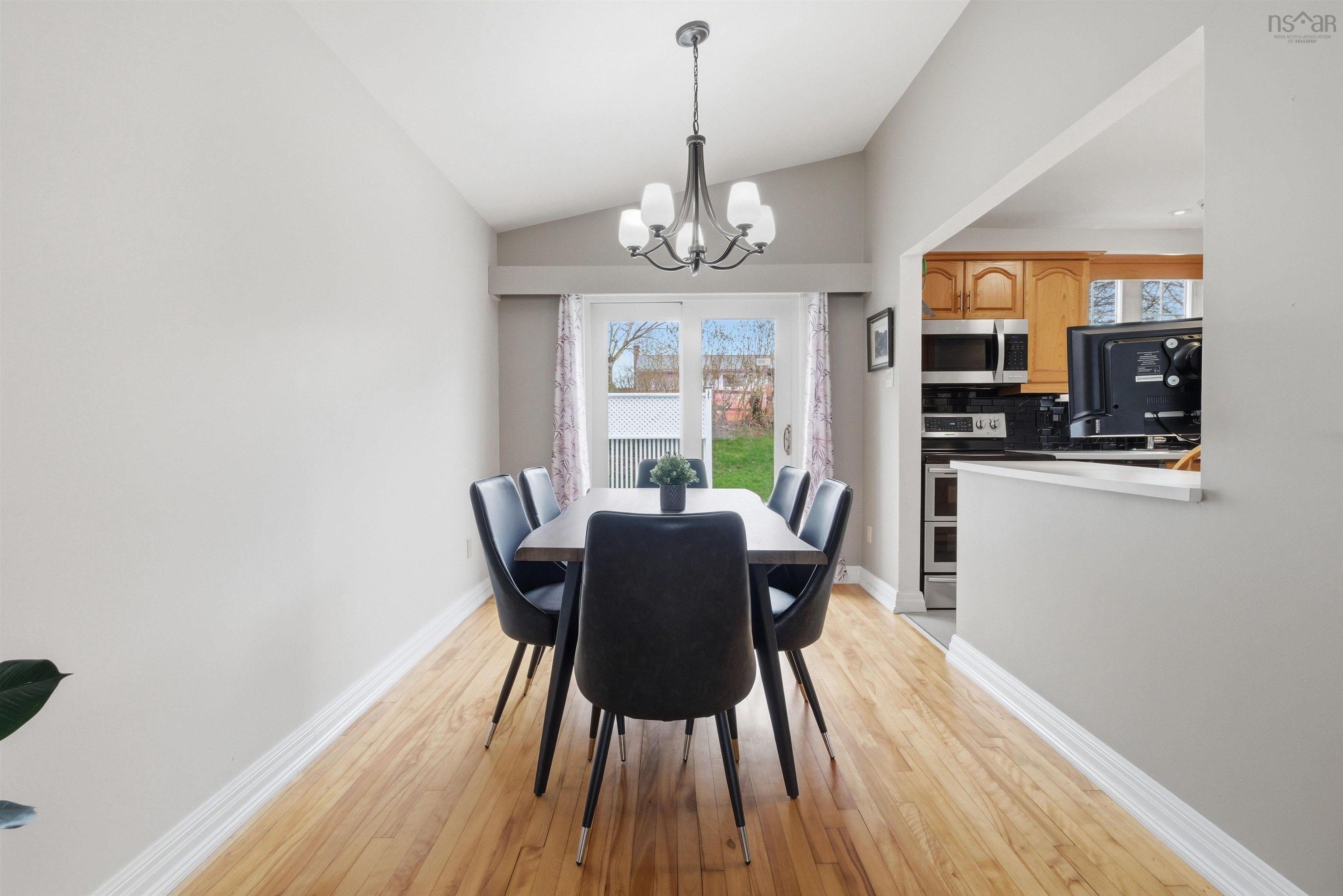 $584,900.00: 124 Gourok Avenue, Dartmouth