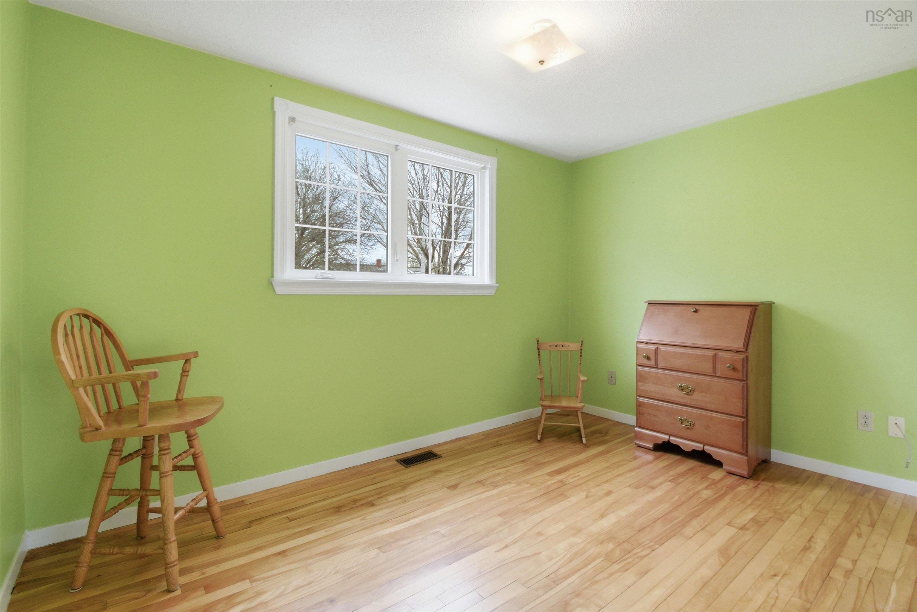 $584,900.00: 124 Gourok Avenue, Dartmouth