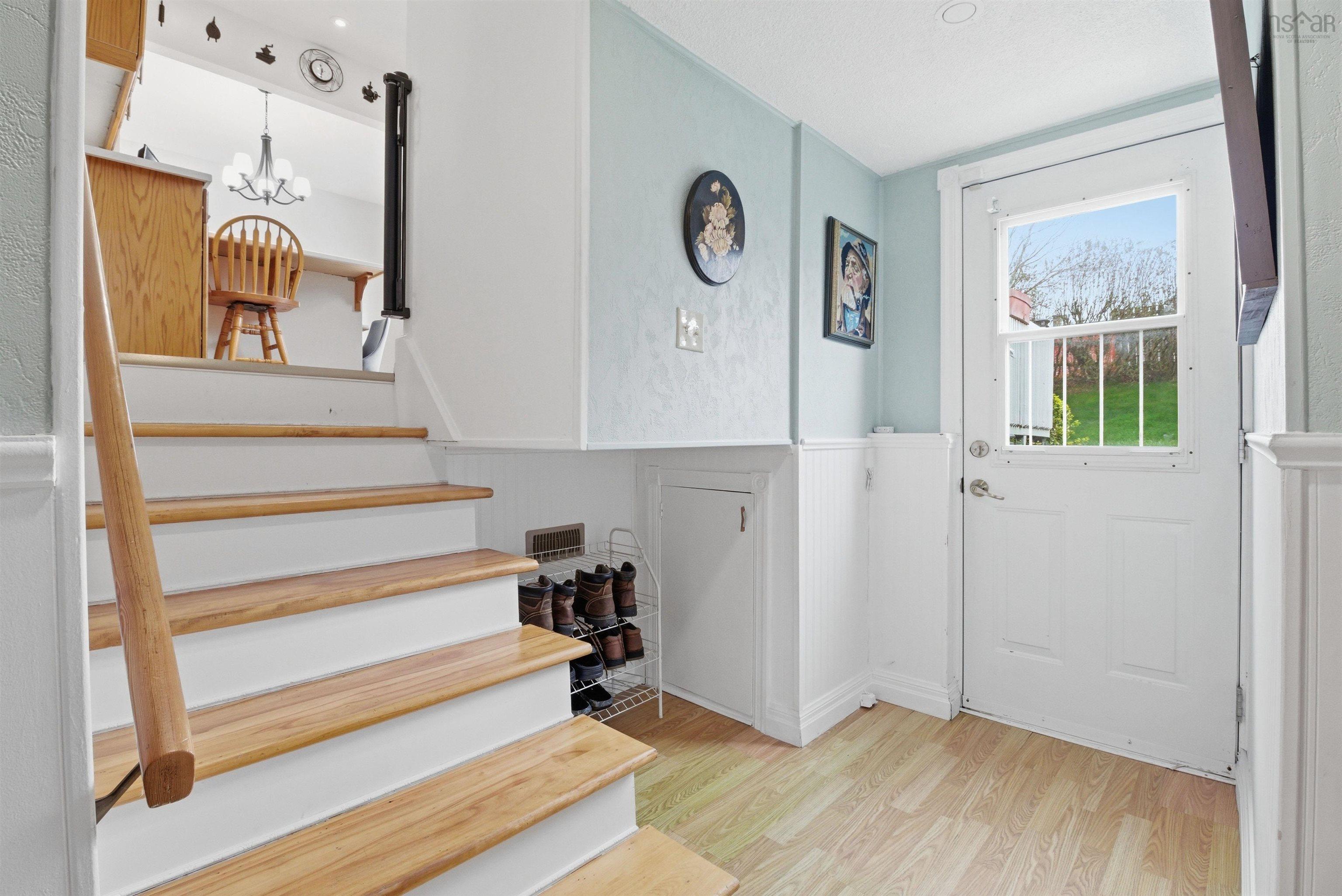 $584,900.00: 124 Gourok Avenue, Dartmouth