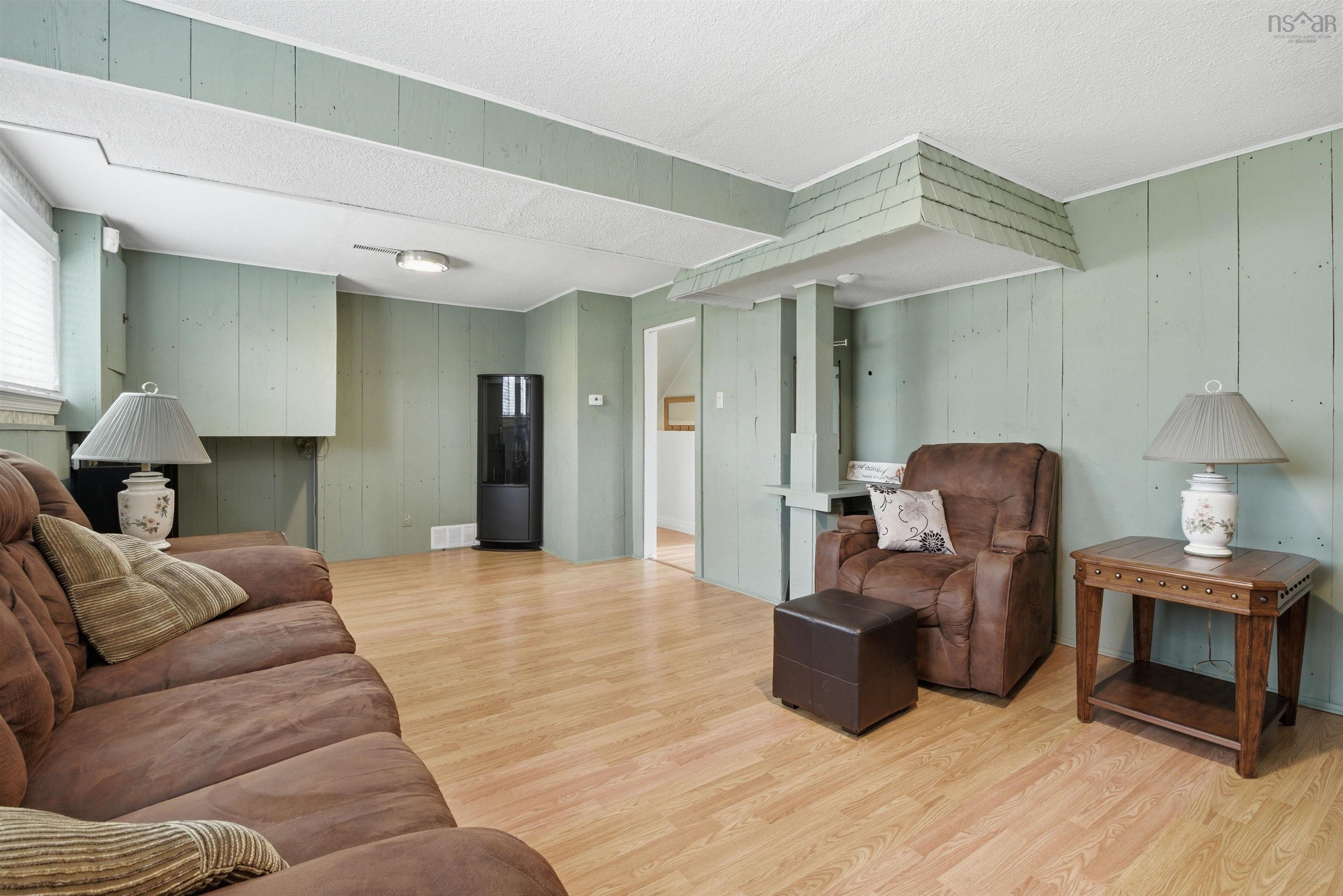 $584,900.00: 124 Gourok Avenue, Dartmouth