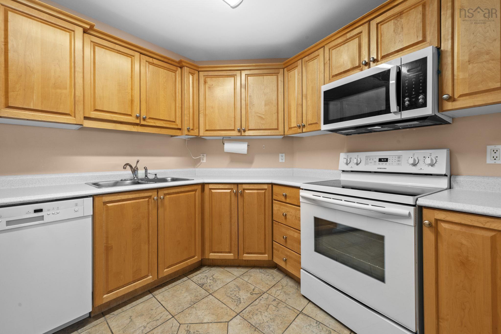 413 52 Whitehall Crescent, Dartmouth, NS (MLS 202611709)