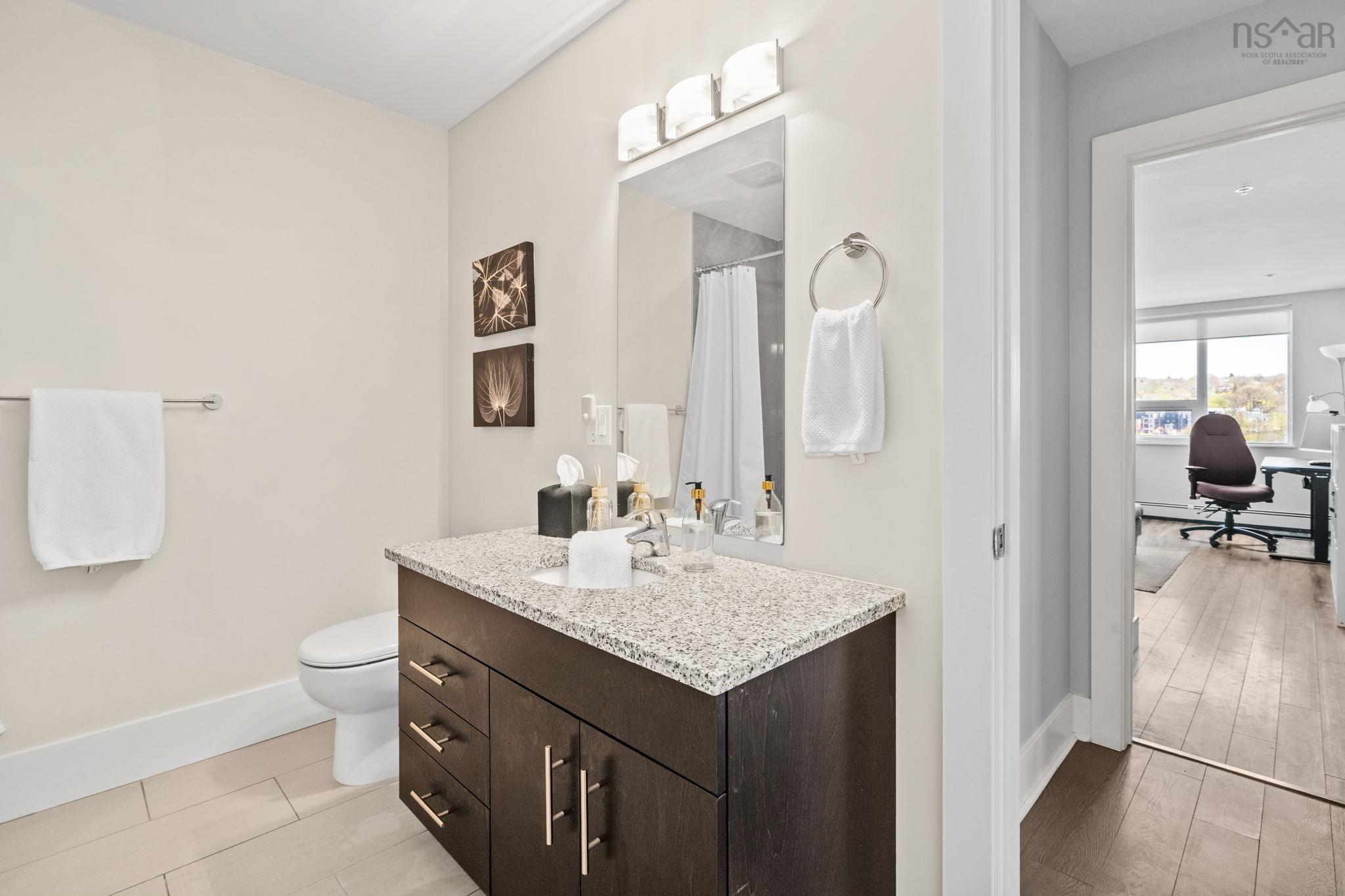 402 15 Kings Wharf Place, Dartmouth, NS (MLS 202611718)