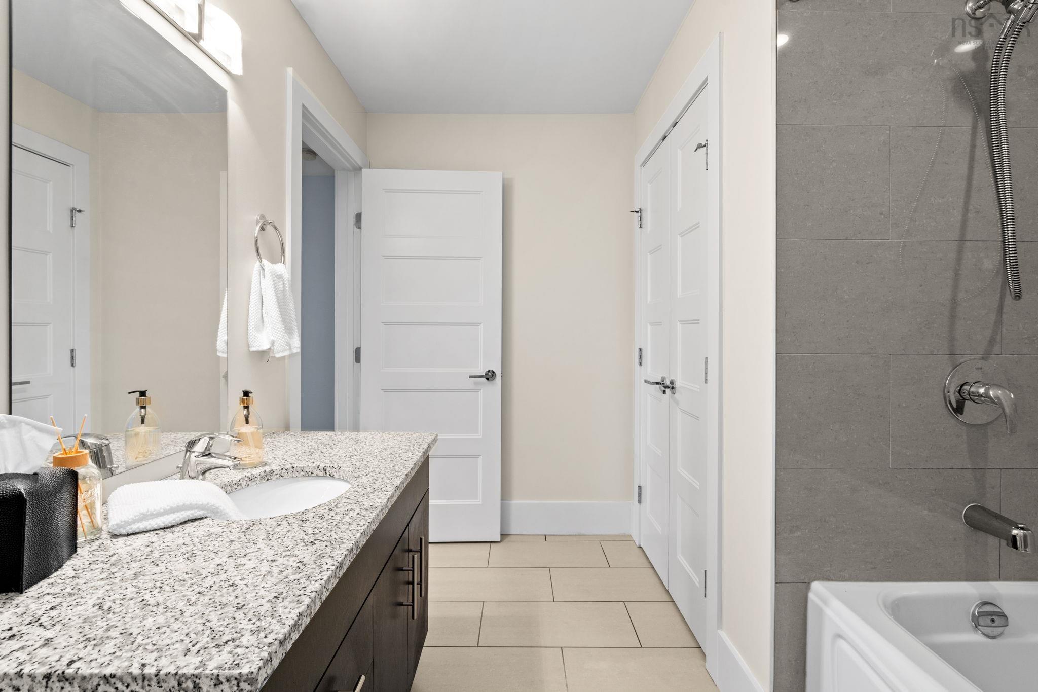 402 15 Kings Wharf Place, Dartmouth, NS (MLS 202611718)