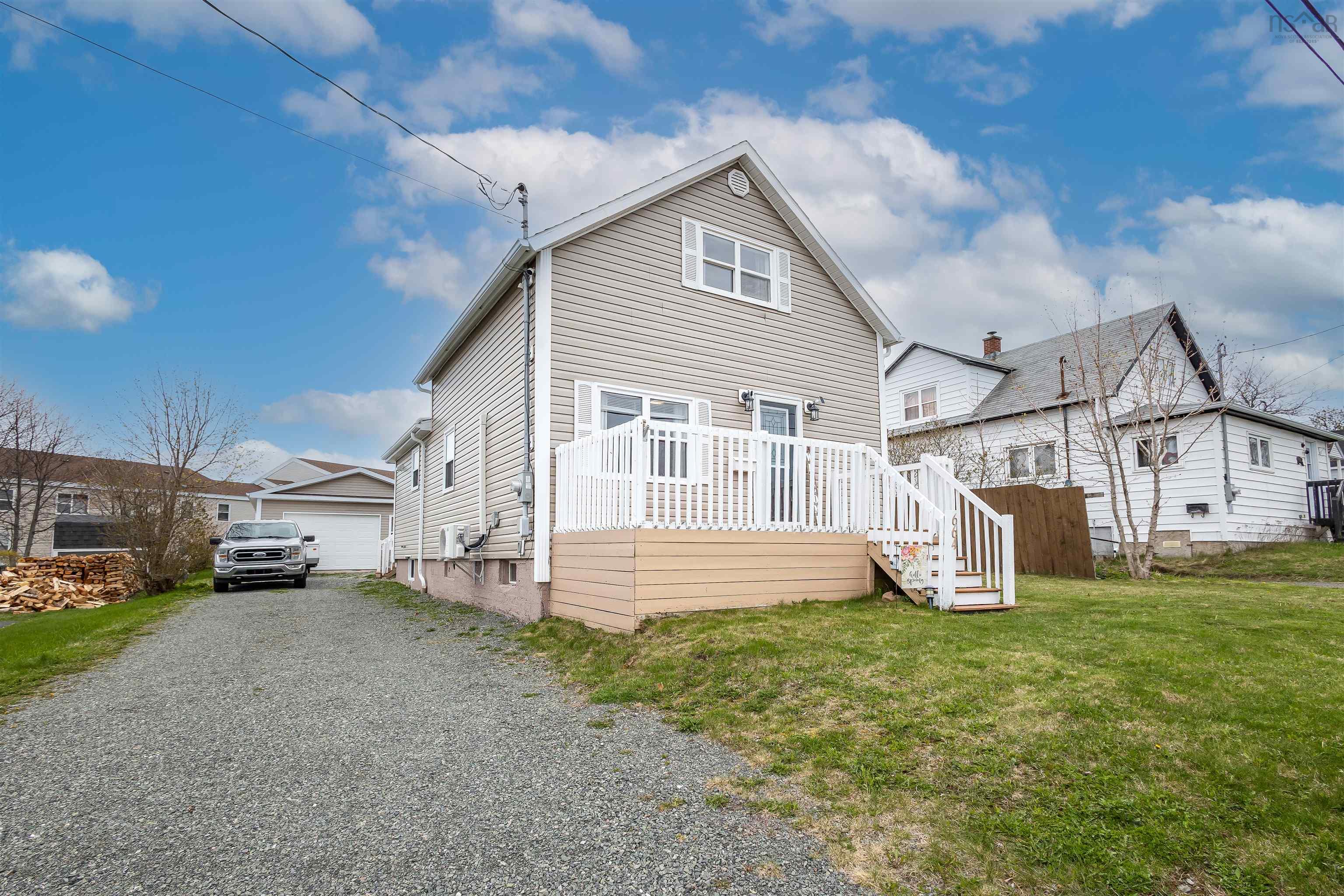 $199,000.00: 664 George Street, New Waterford
