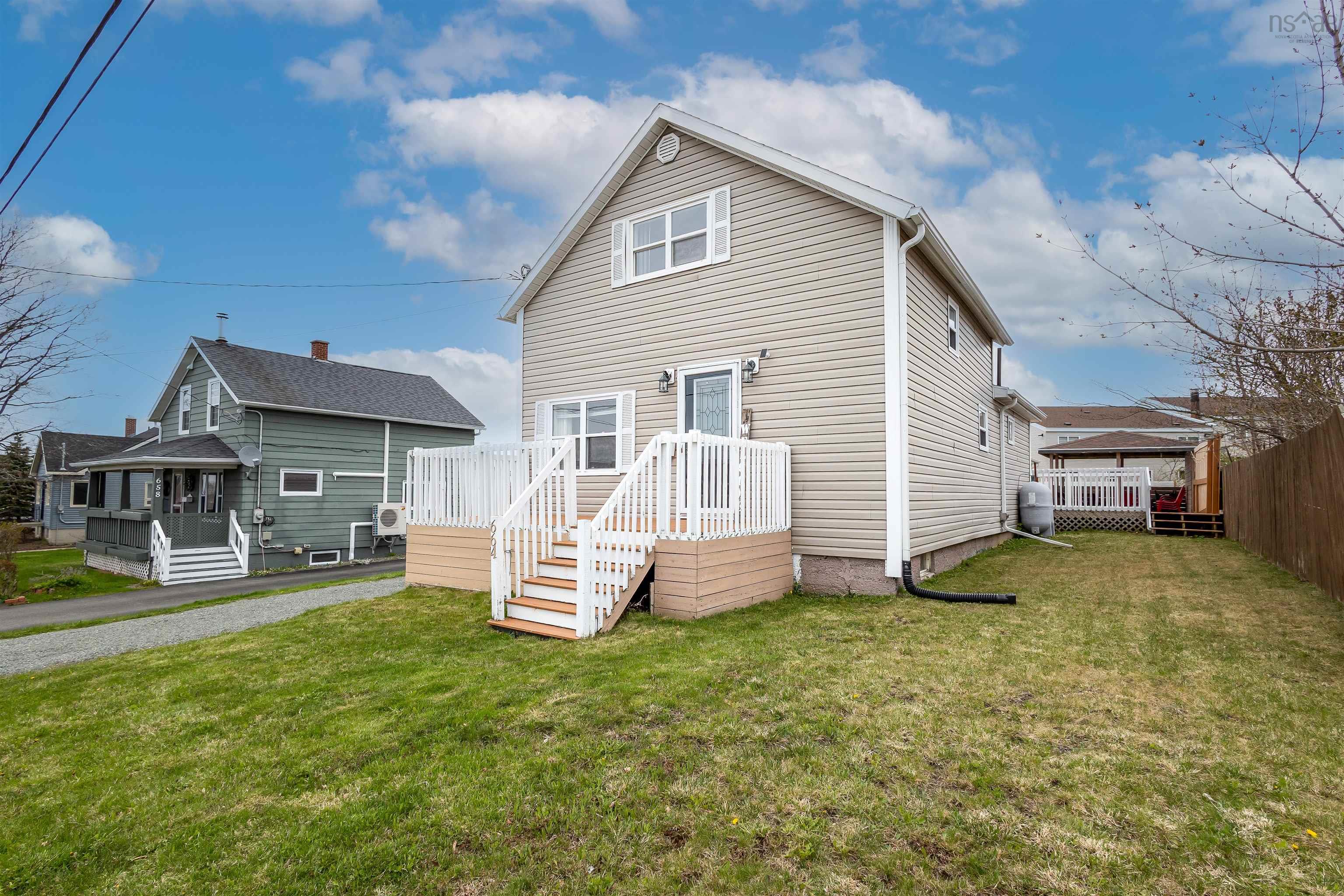 $199,000.00: 664 George Street, New Waterford