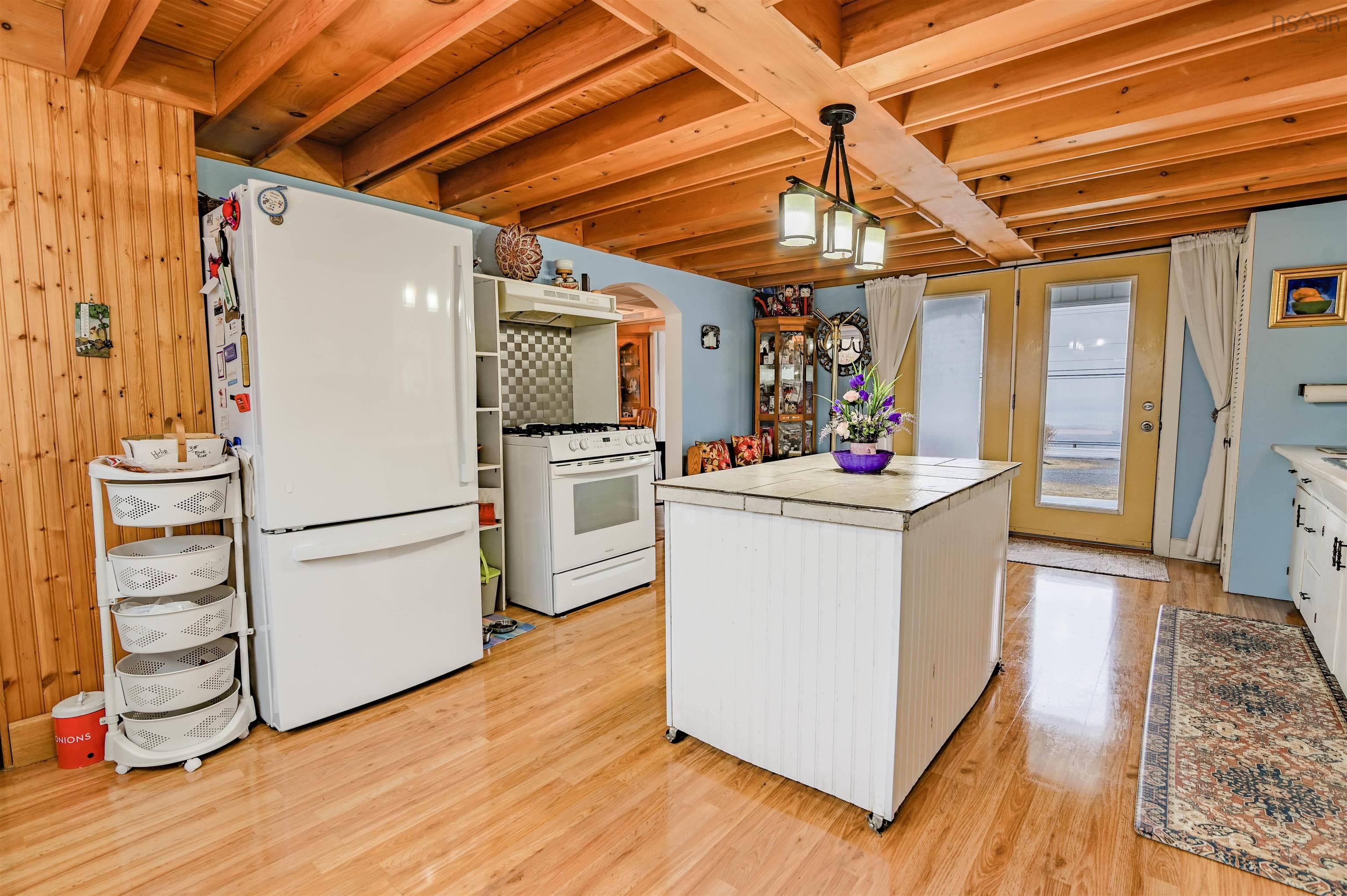 $580,000.00: 3395 Highway 358 Arlington NS    B0P 1H0, Arlington