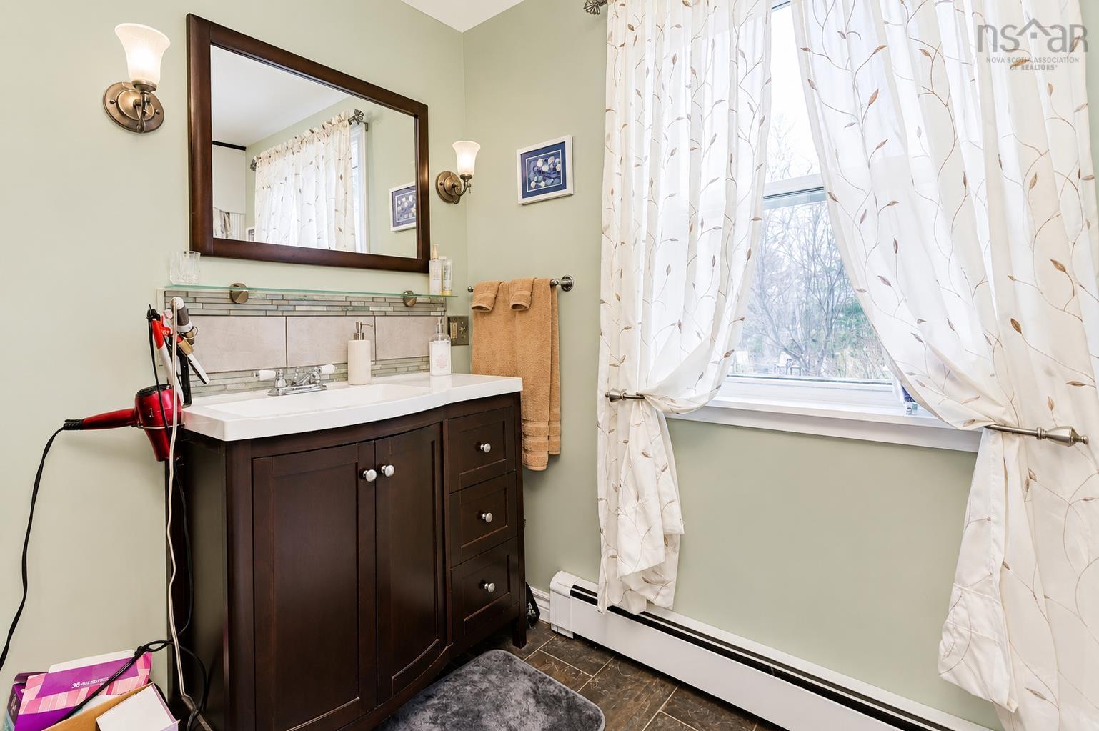 $580,000.00: 3395 Highway 358 Arlington NS    B0P 1H0, Arlington