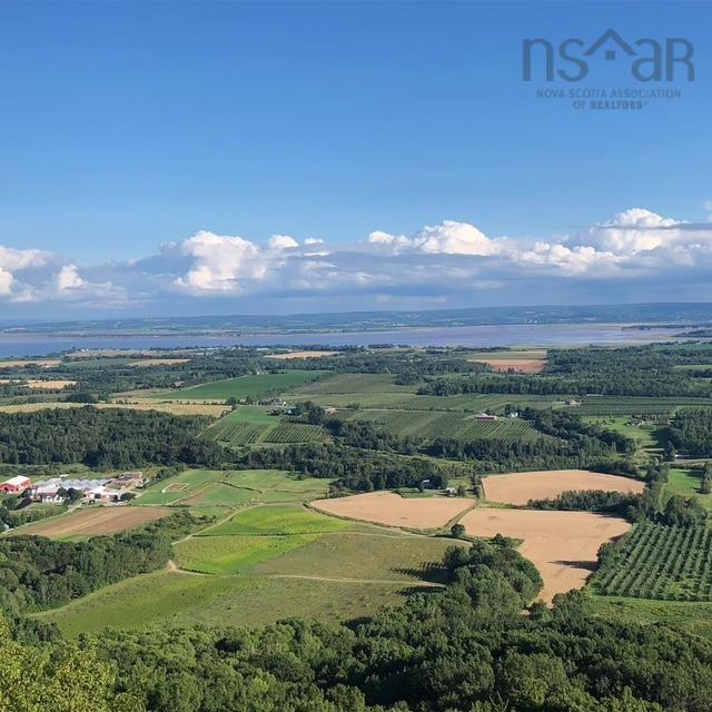$580,000.00: 3395 Highway 358 Arlington NS    B0P 1H0, Arlington