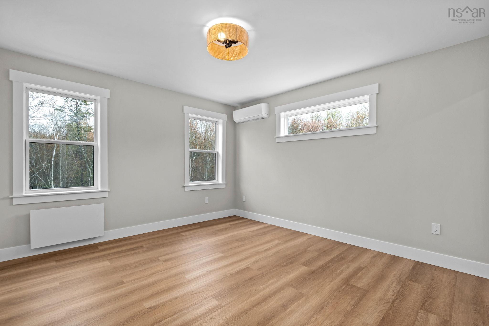 $699,900.00: 396 Falmouth Back Road, Falmouth