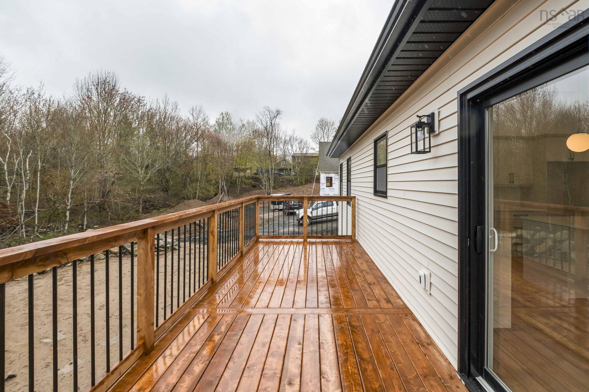 $699,900.00: 396 Falmouth Back Road, Falmouth