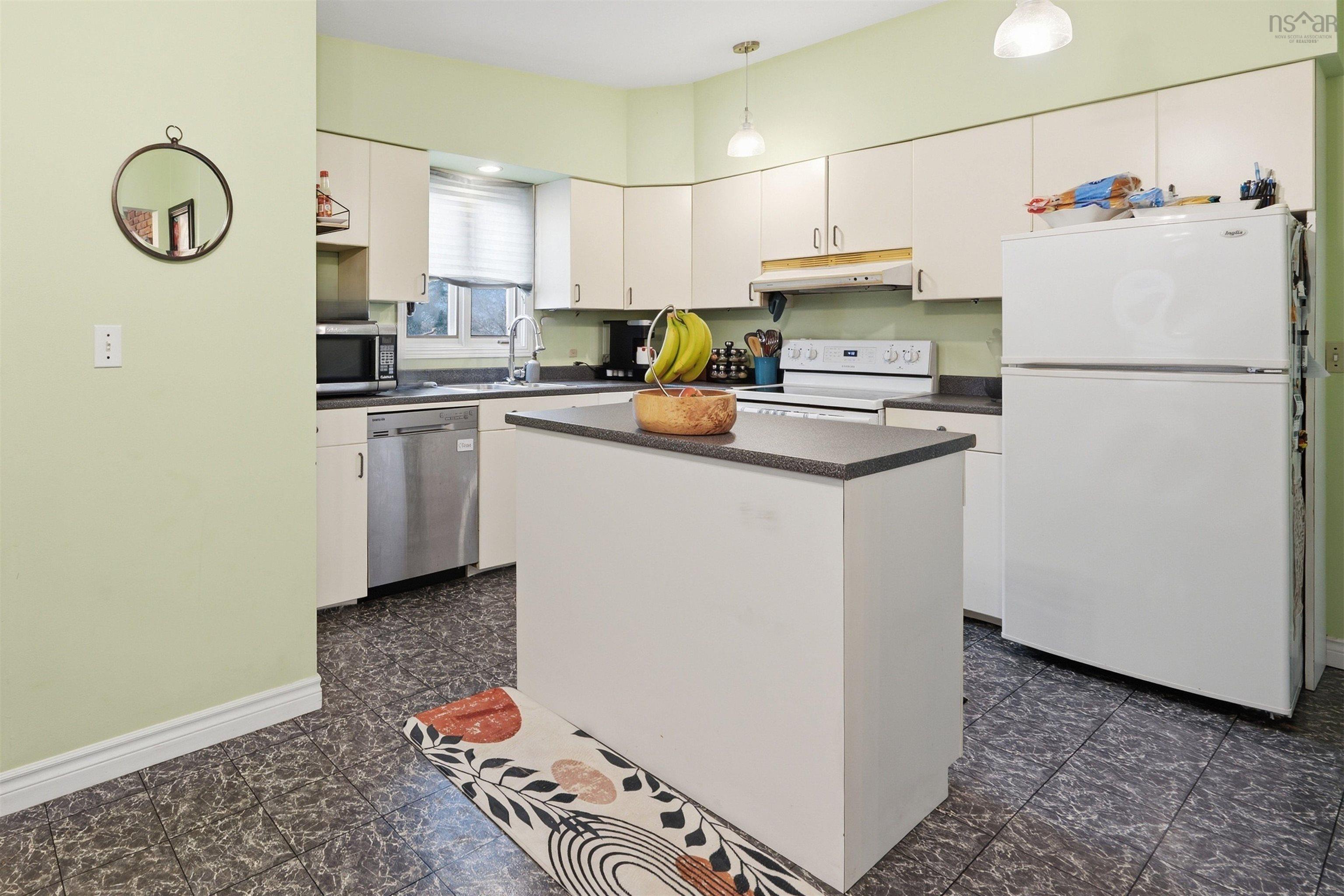 33 Marlwood Drive, Wedgewood, NS (MLS 202611799)
