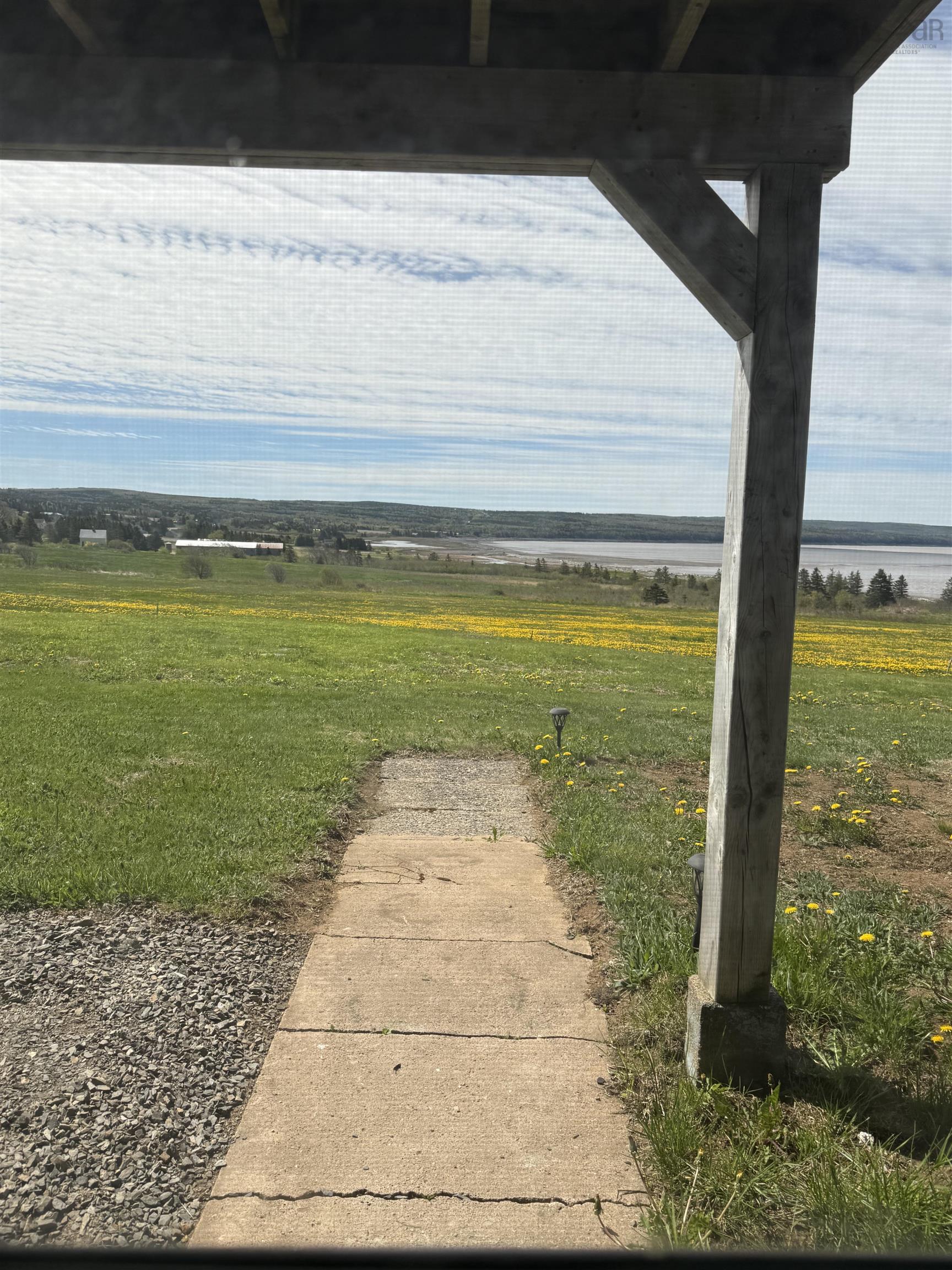 $500,000.00: 1506 Cape Split Road, Scots Bay