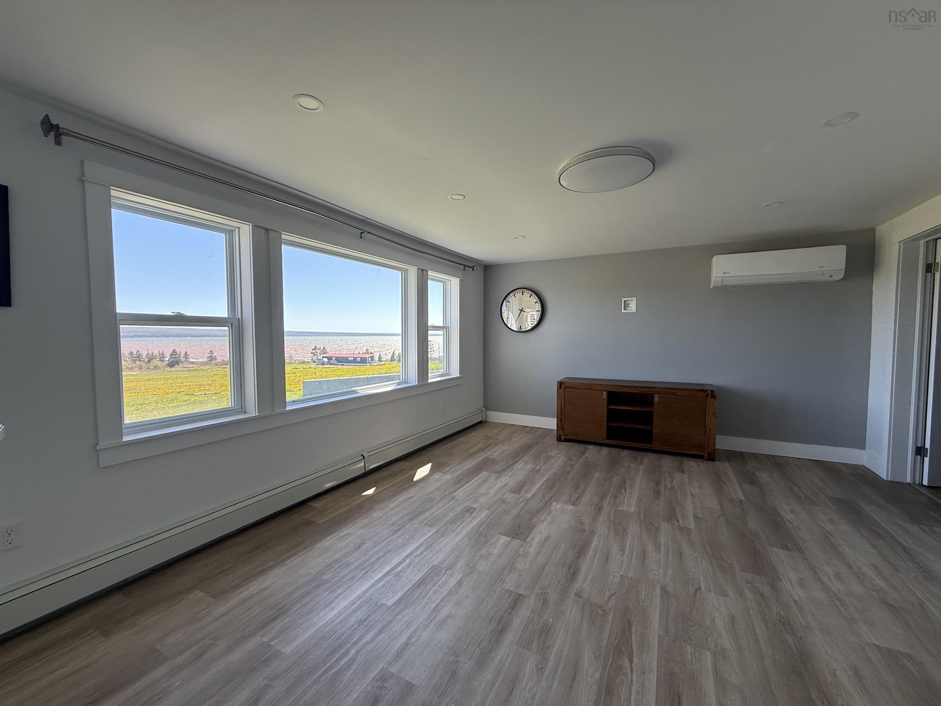 $500,000.00: 1506 Cape Split Road, Scots Bay