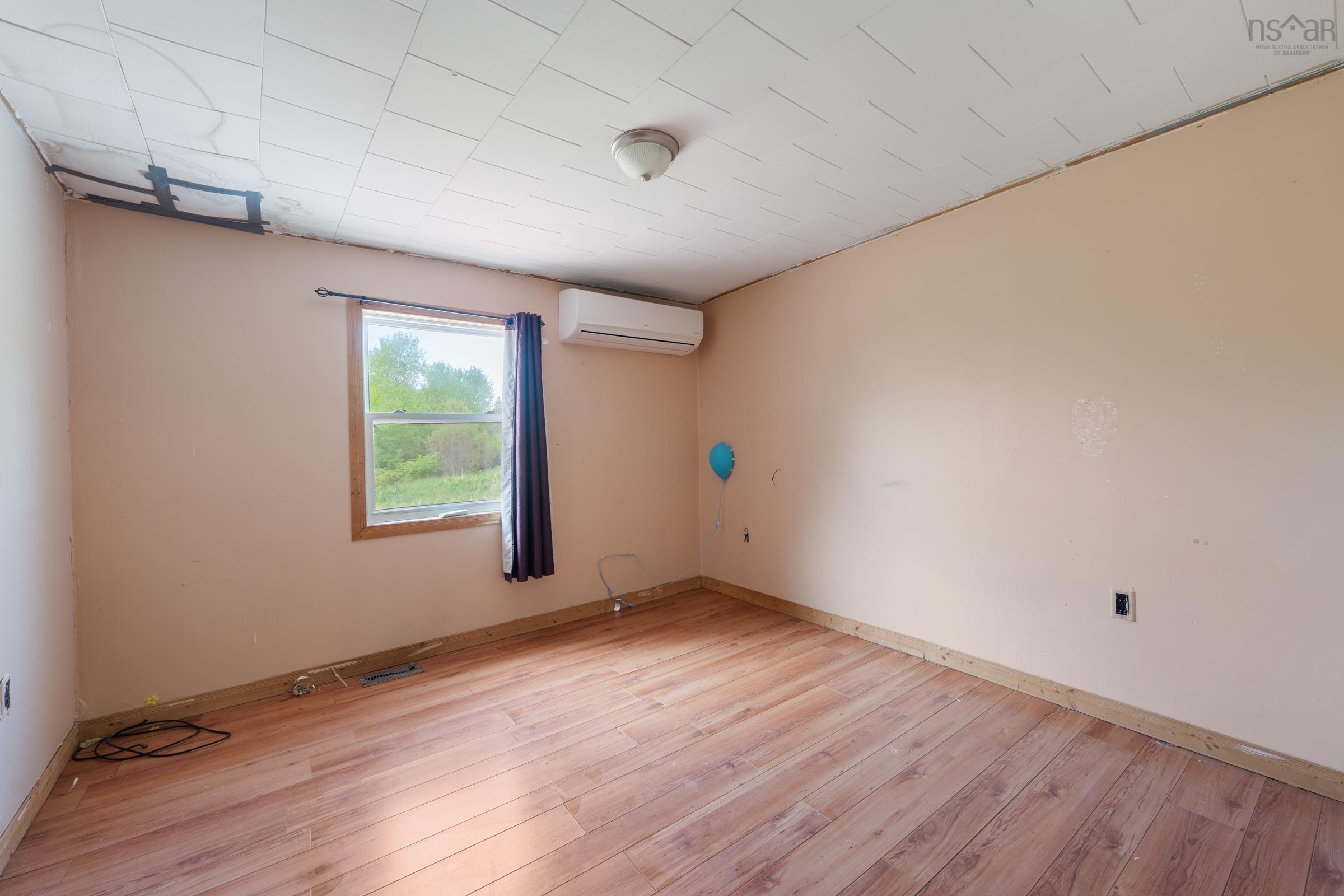 $229,000.00: 445 Highway 201, Moschelle